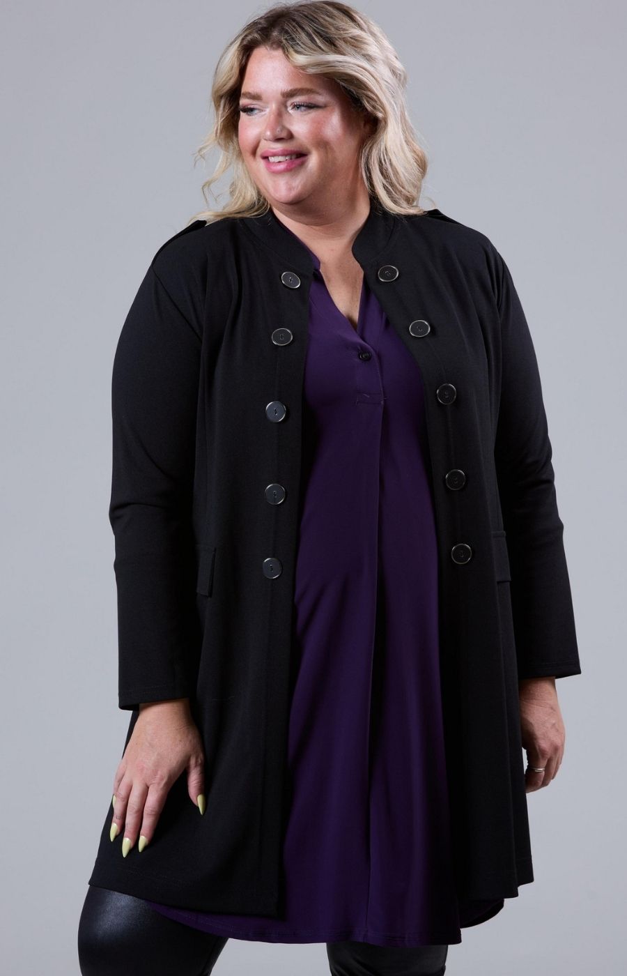 Magna Longline Jacket in Black