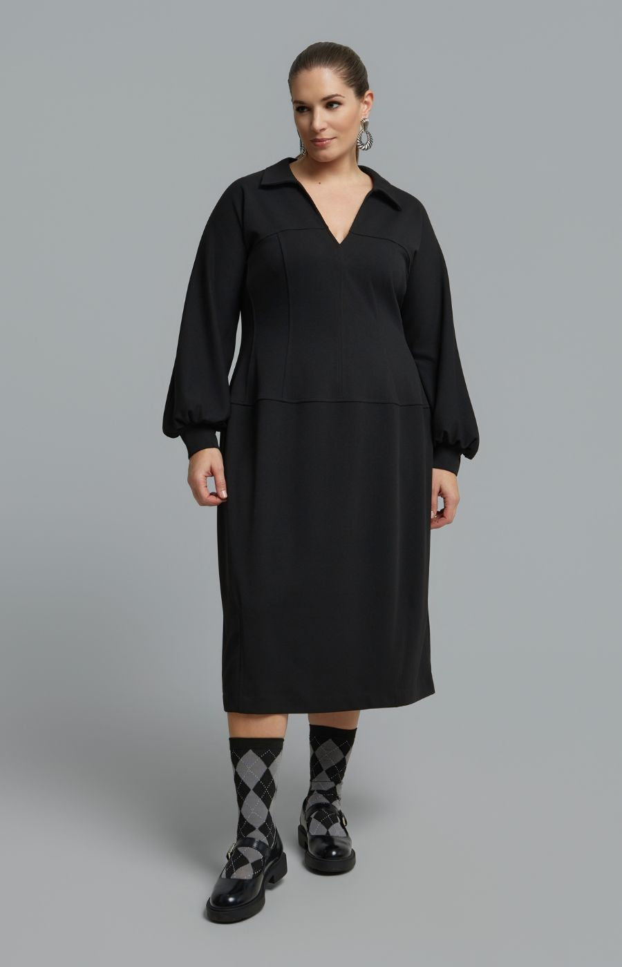 Mat Collared Dress in Black