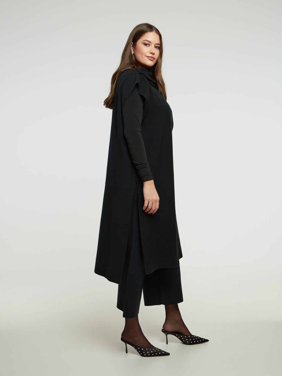 Mat Knit Cardigan in Black