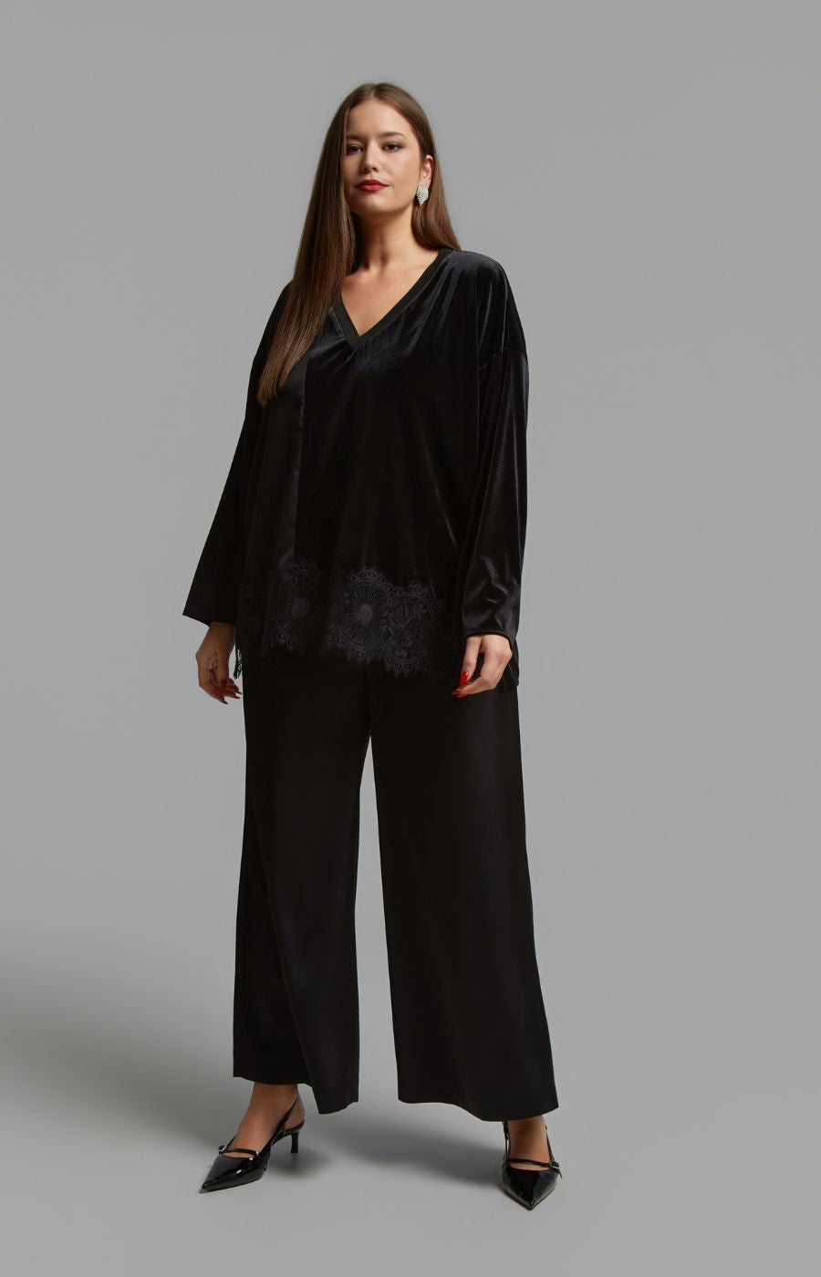 Mat Lace Trim V Neck Blouse in Black