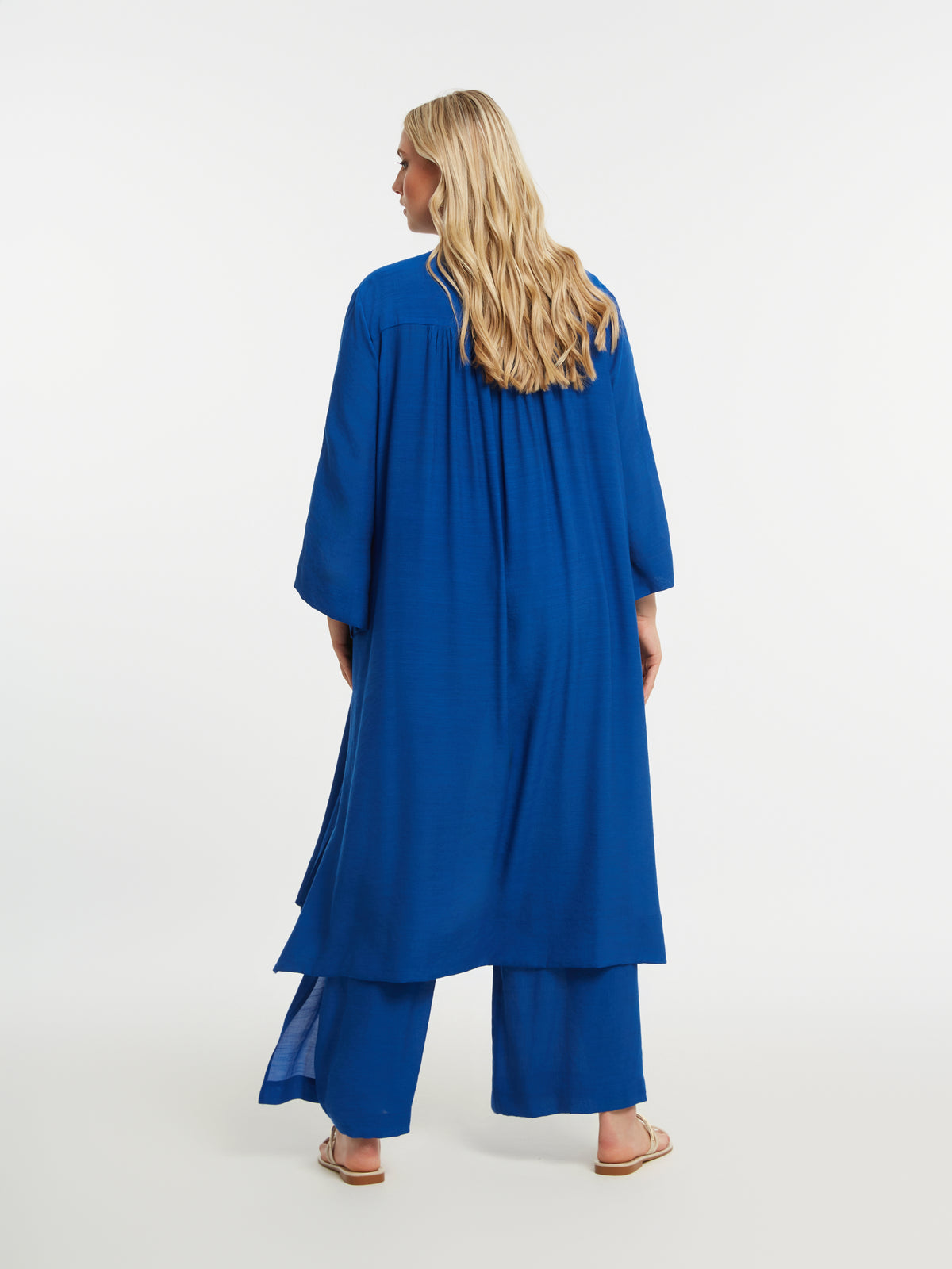 Mat Longline Tunic in Blue, a long line tunic with 3/4 length sleeves