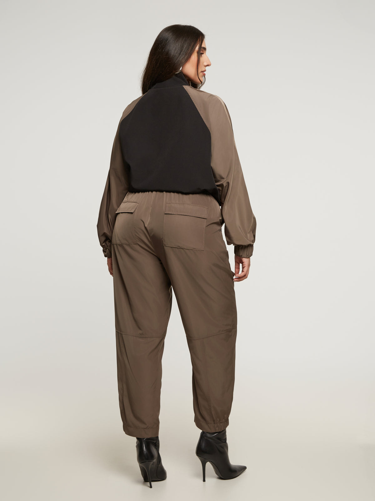 Mat Trousers in Brown