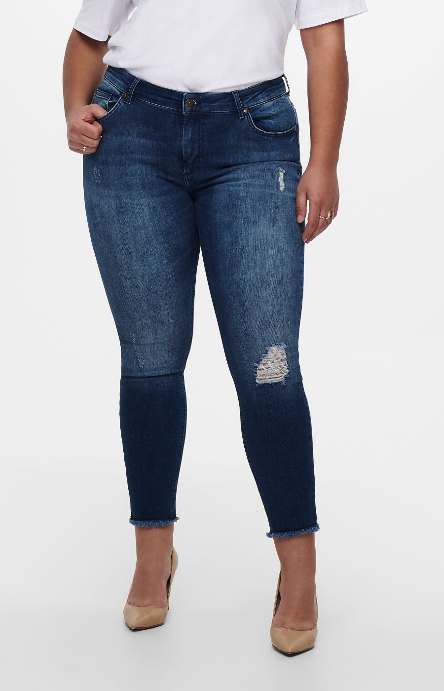 Only Carmakoma Distressed Skinny Jeans