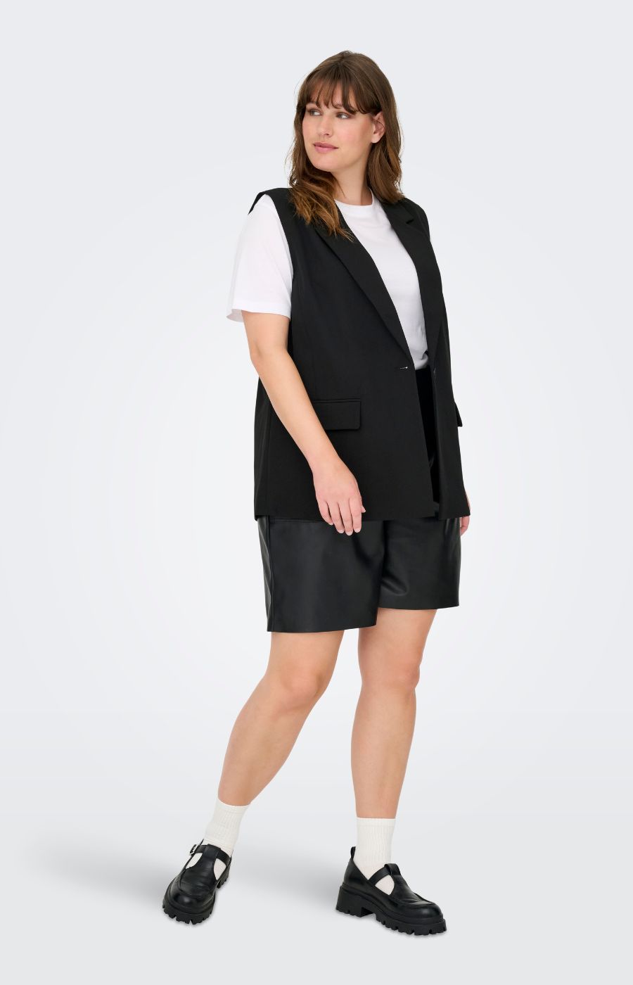 Only Carmakoma Elly Waistcoat in Black