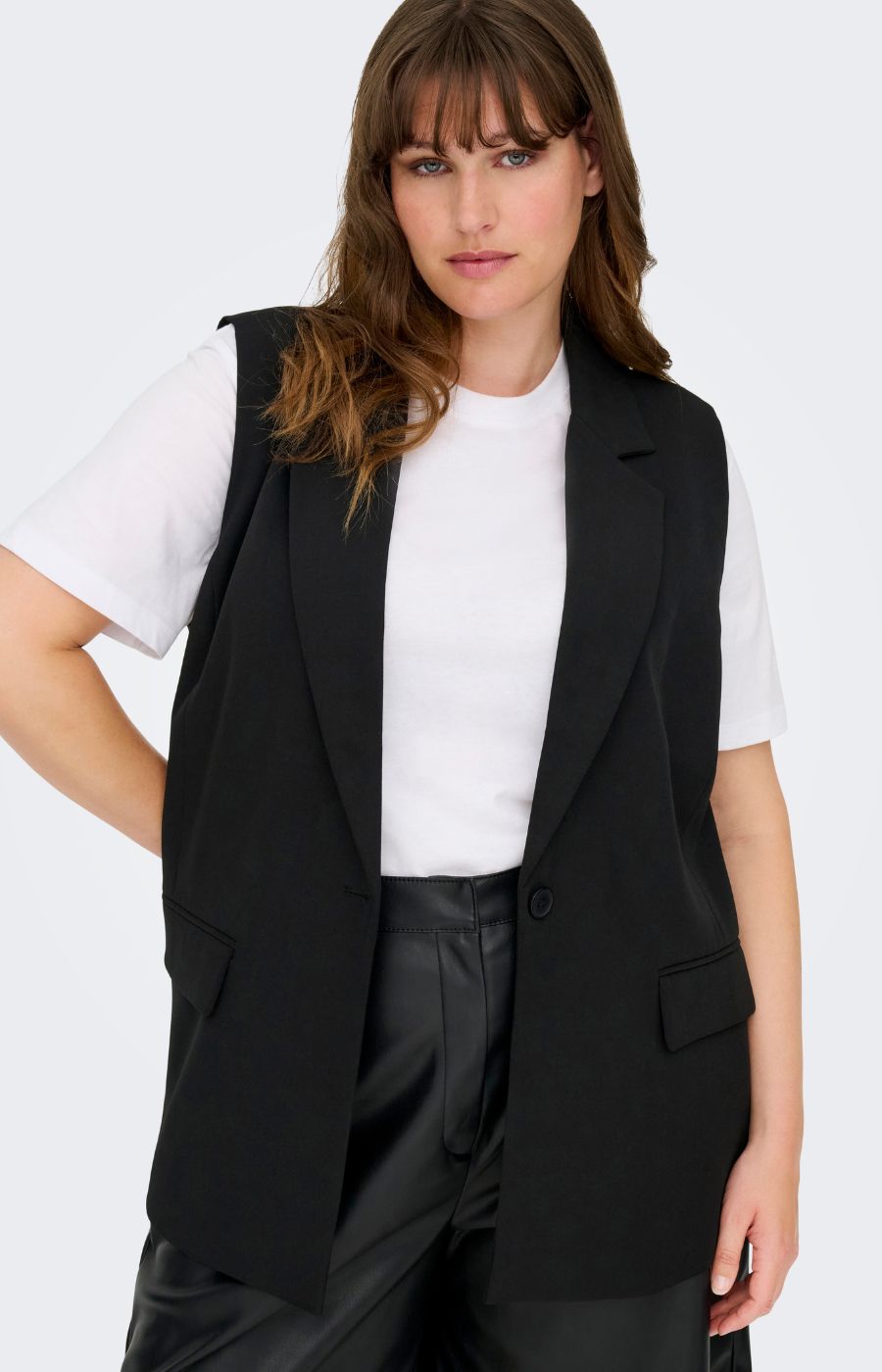 Only Carmakoma Elly Waistcoat in Black