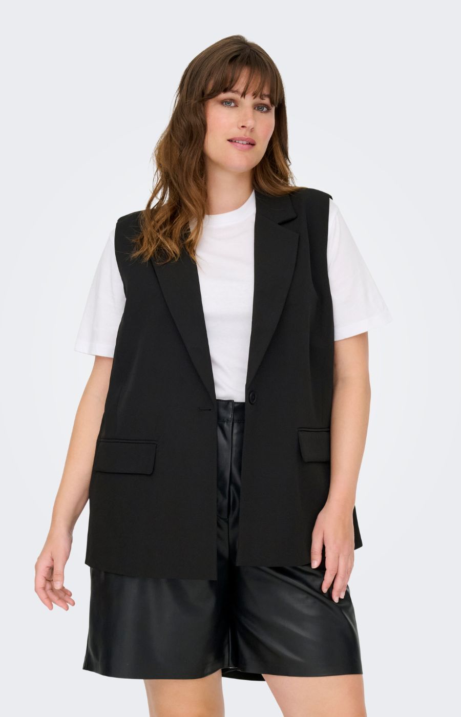 Only Carmakoma Elly Waistcoat in Black