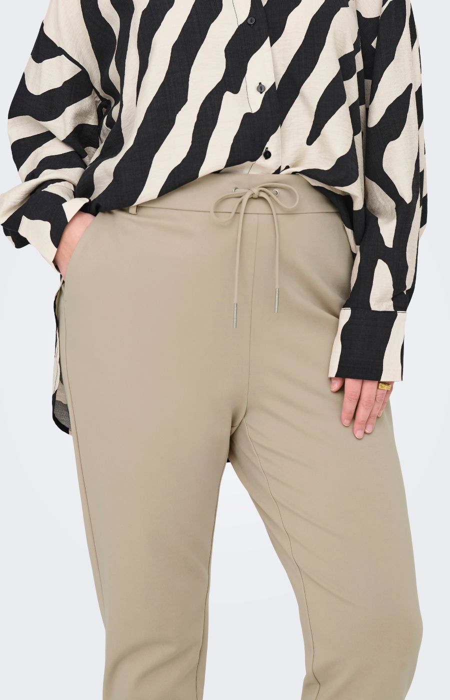 Only Carmakoma Life Trousers in Beige