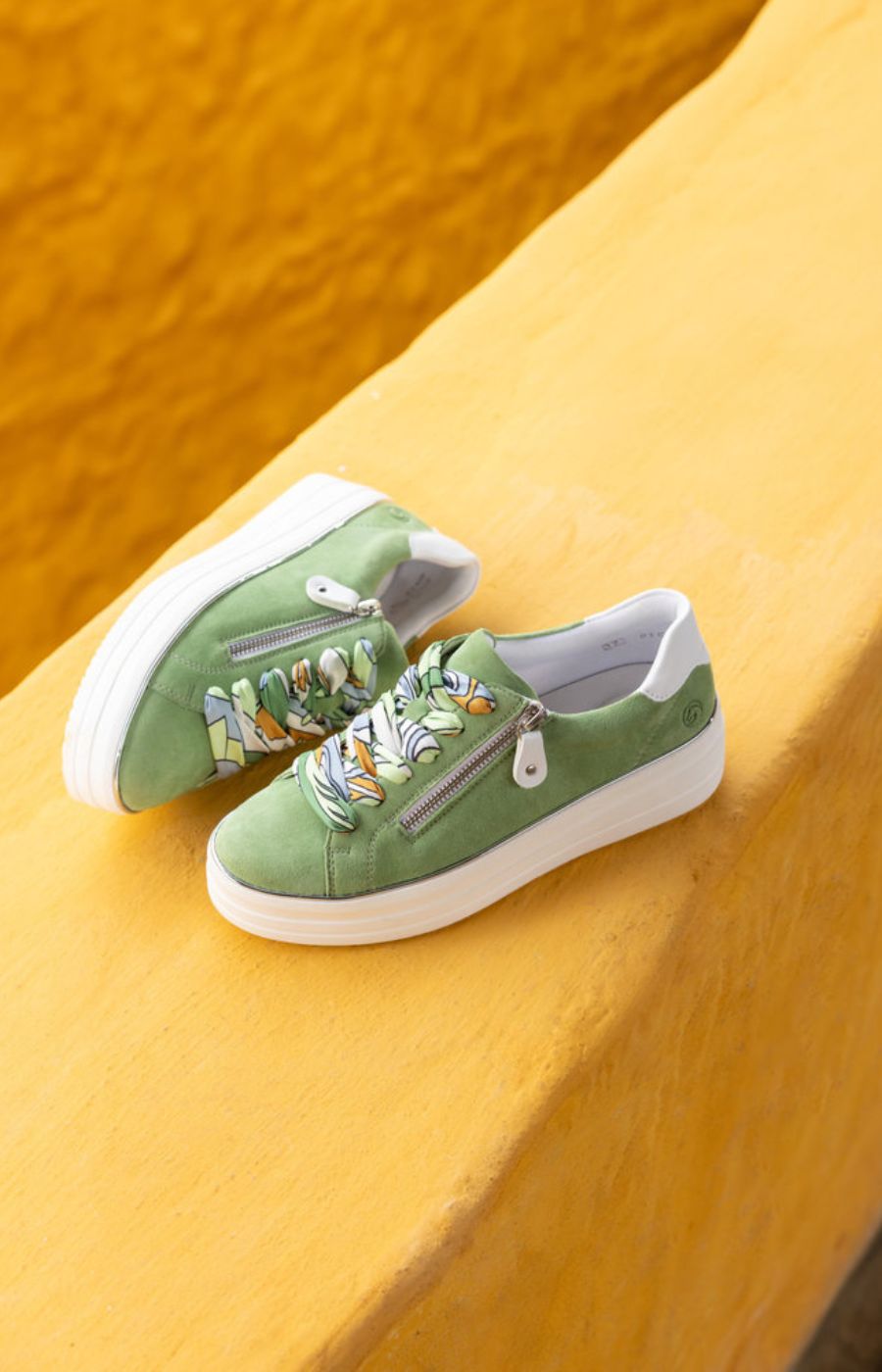 Remonte Green Suede Trainer