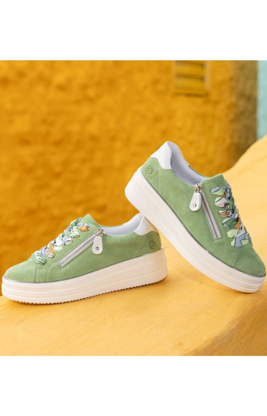 Remonte Green Suede Trainer