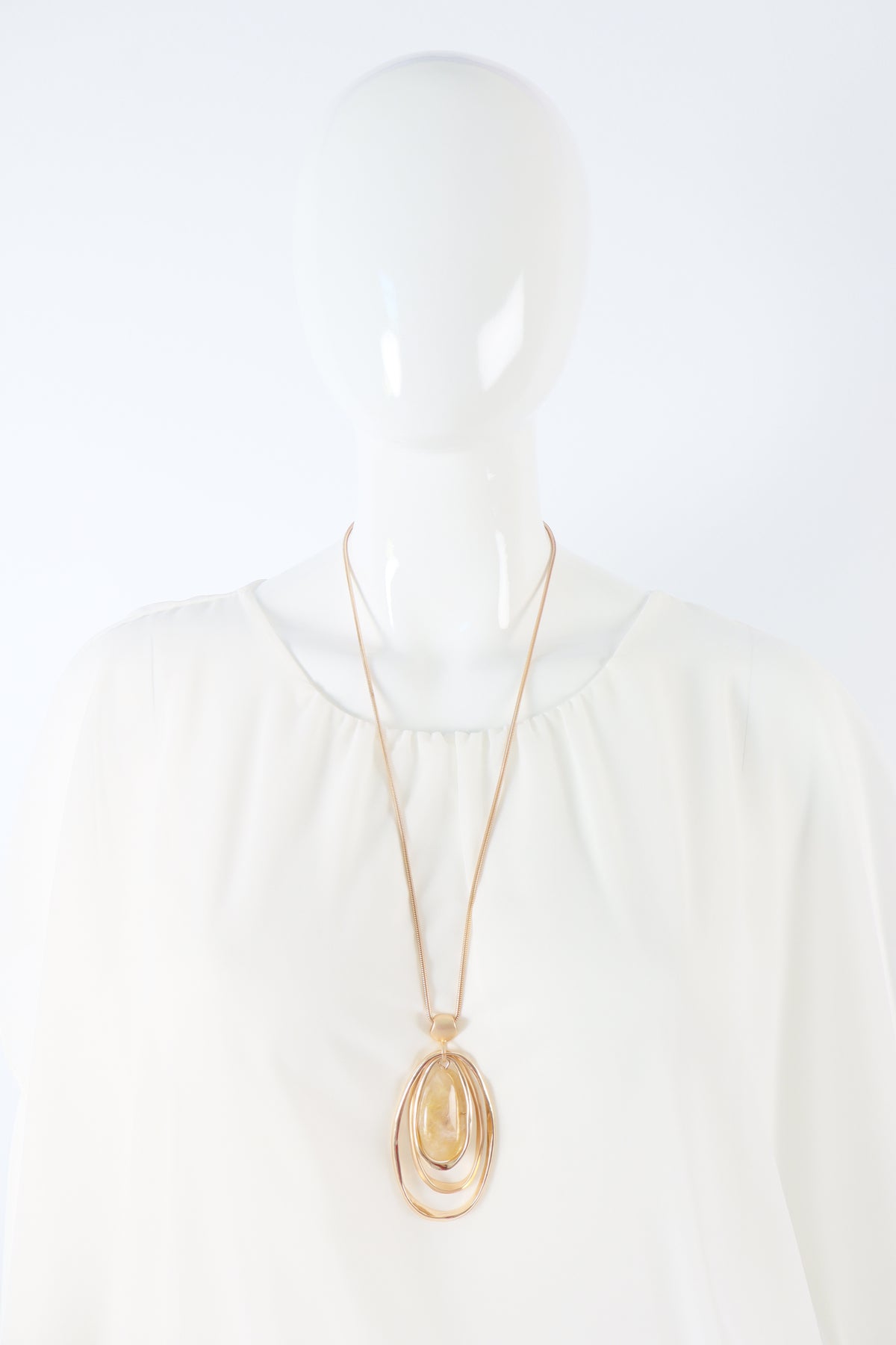 Roxanne Necklace in Gold