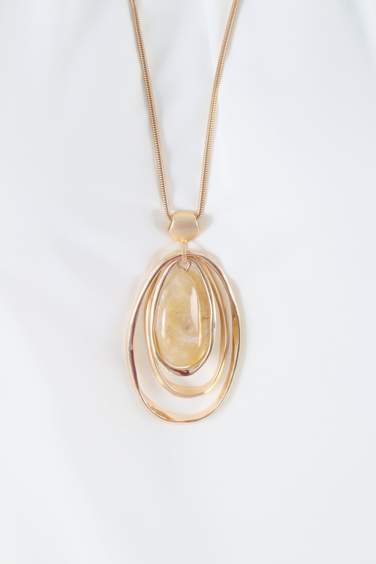 Roxanne Necklace in Gold