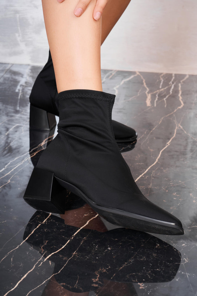Square Toe Boot in Black