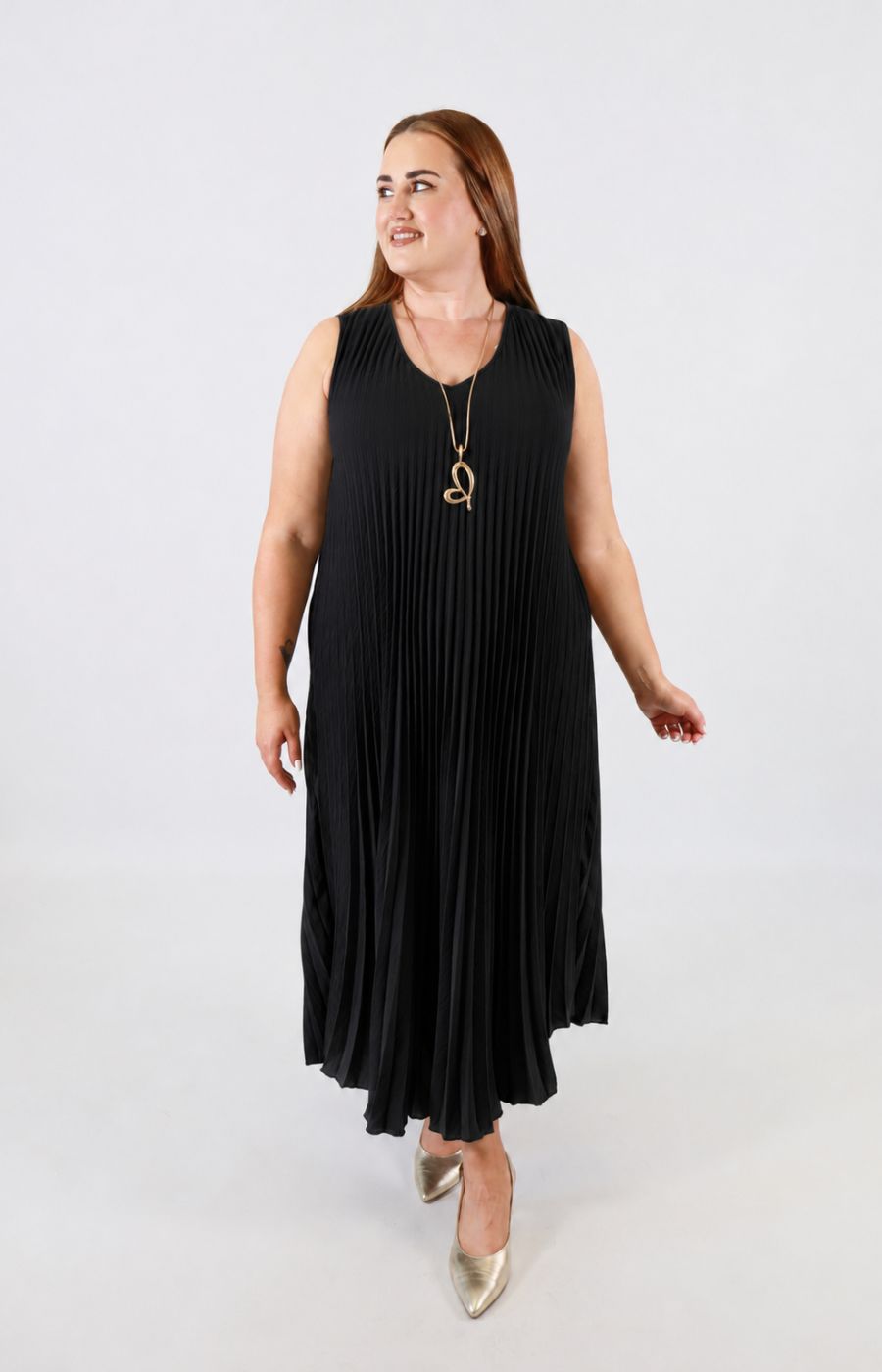 Summer Pleated Dress in Black
