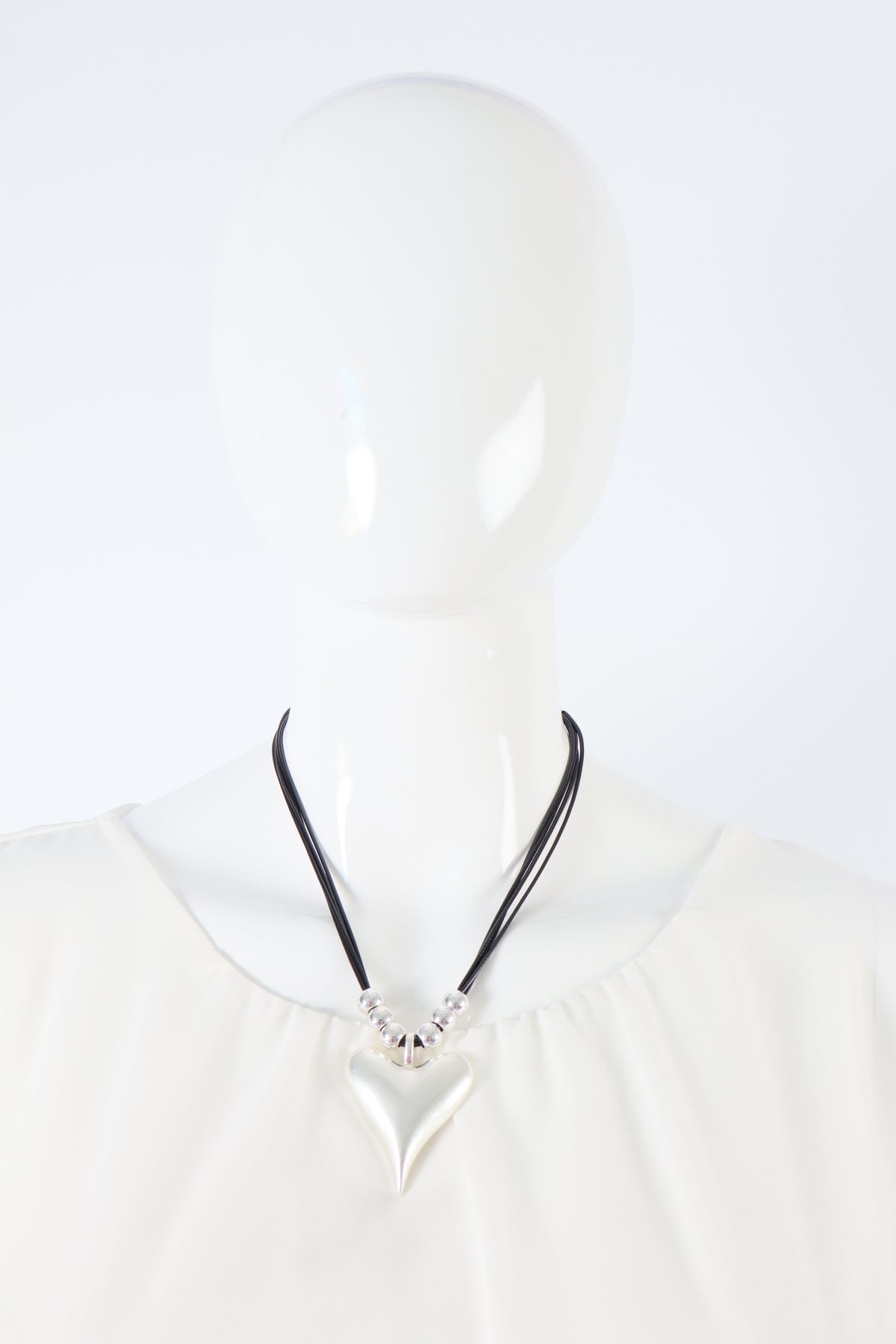 Sylvie Necklace in Silver