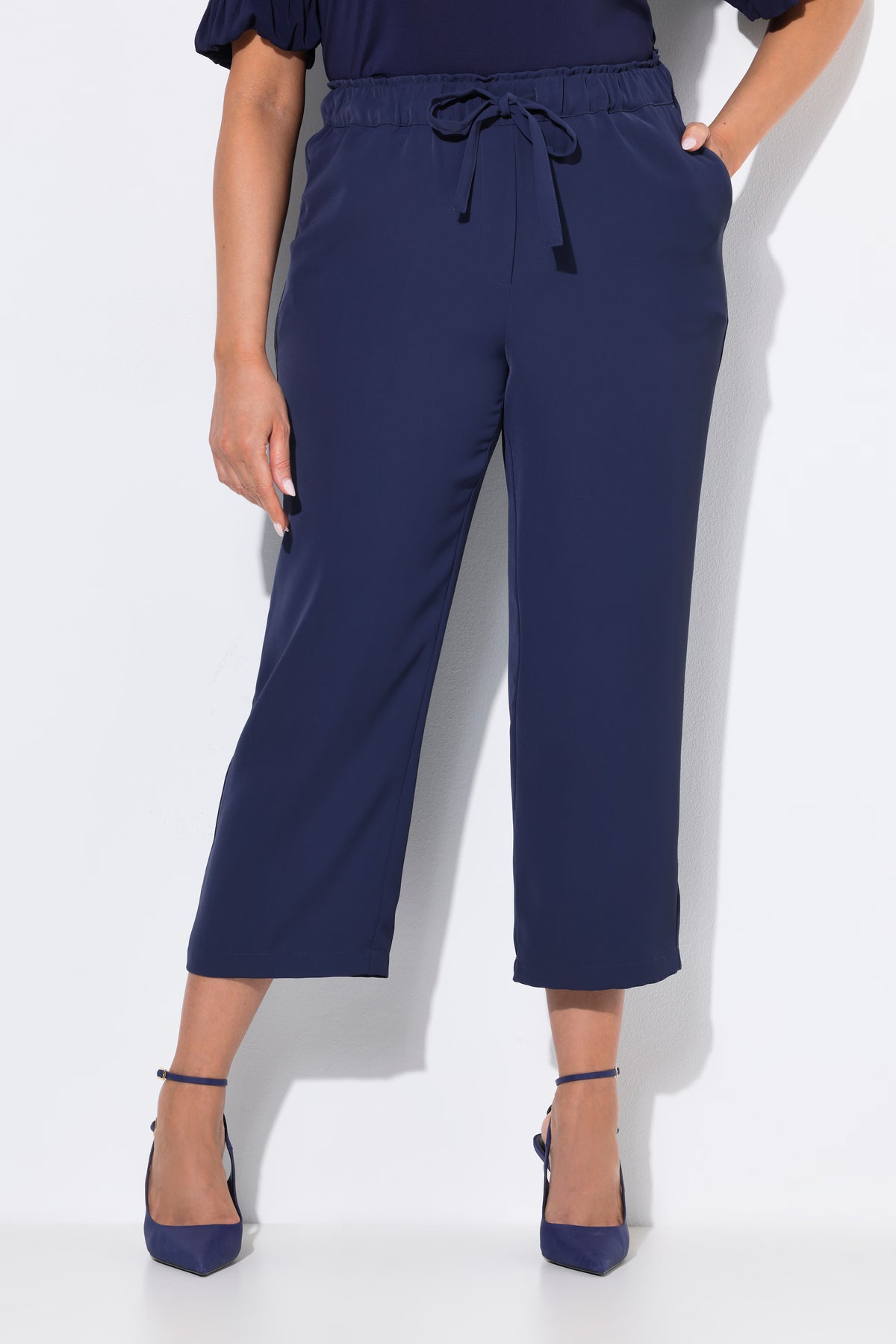 Ulla Popken 7/8th Trousers in Marine