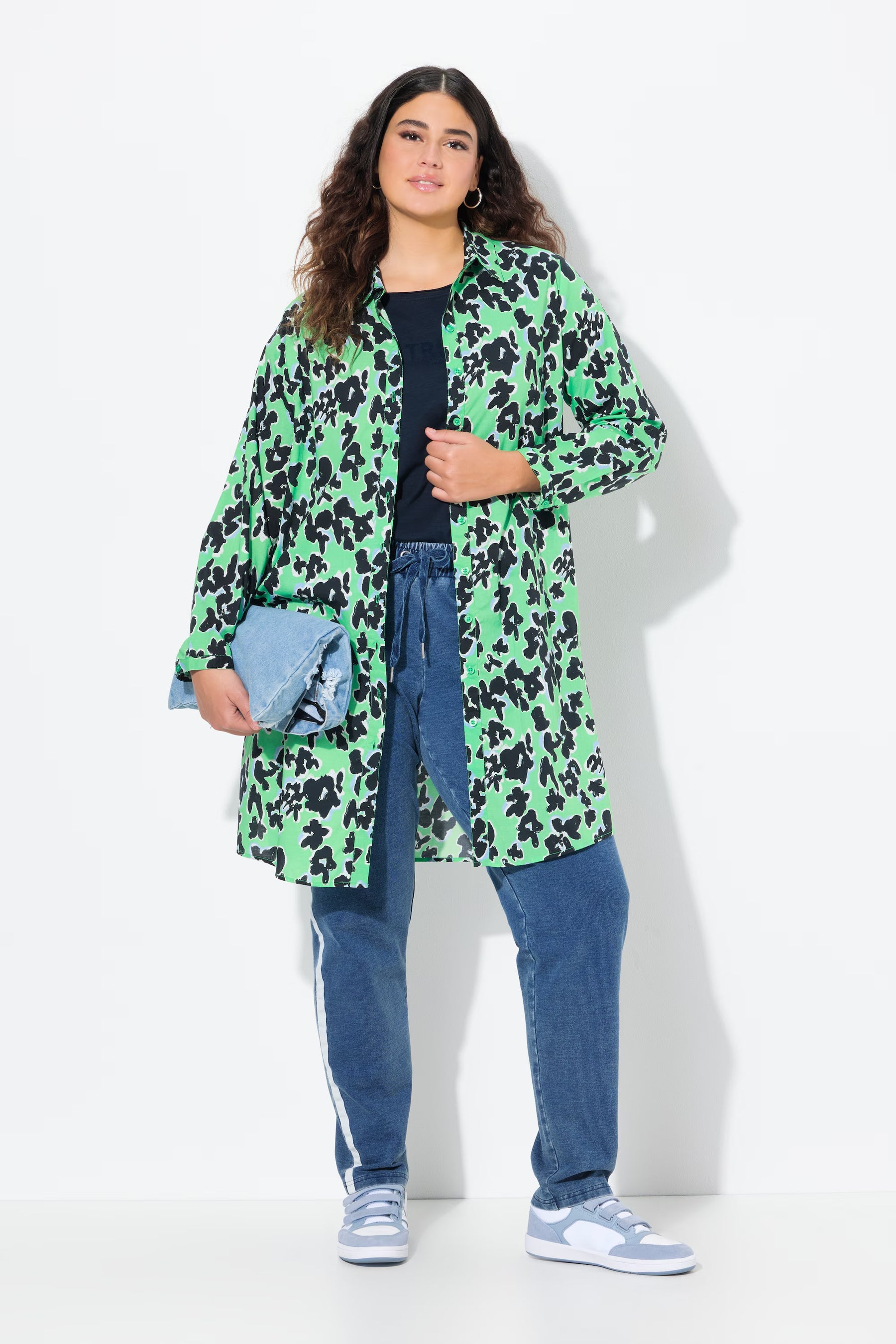 Ulla Popken Long Shirt in Green