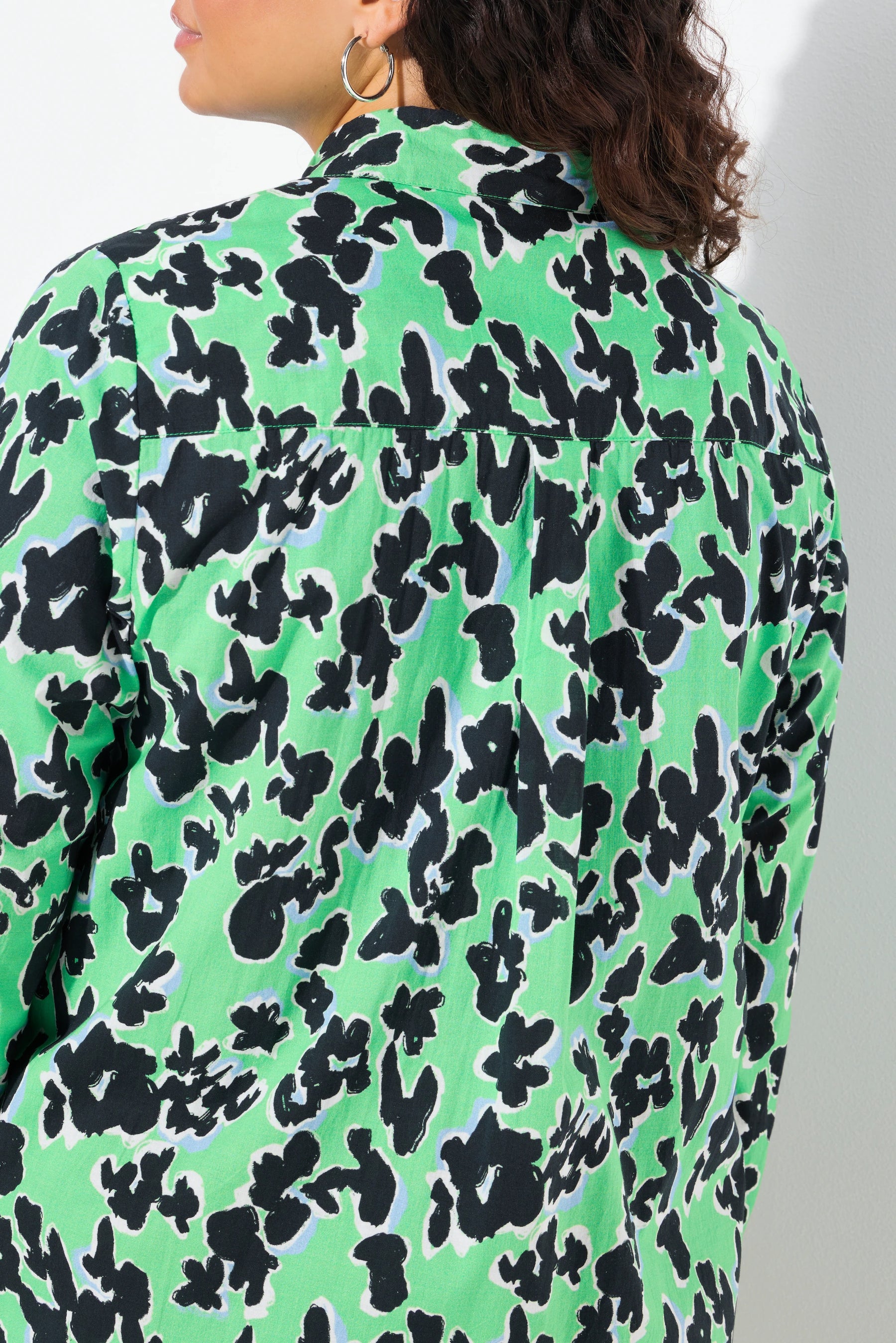 Ulla Popken Long Shirt in Green