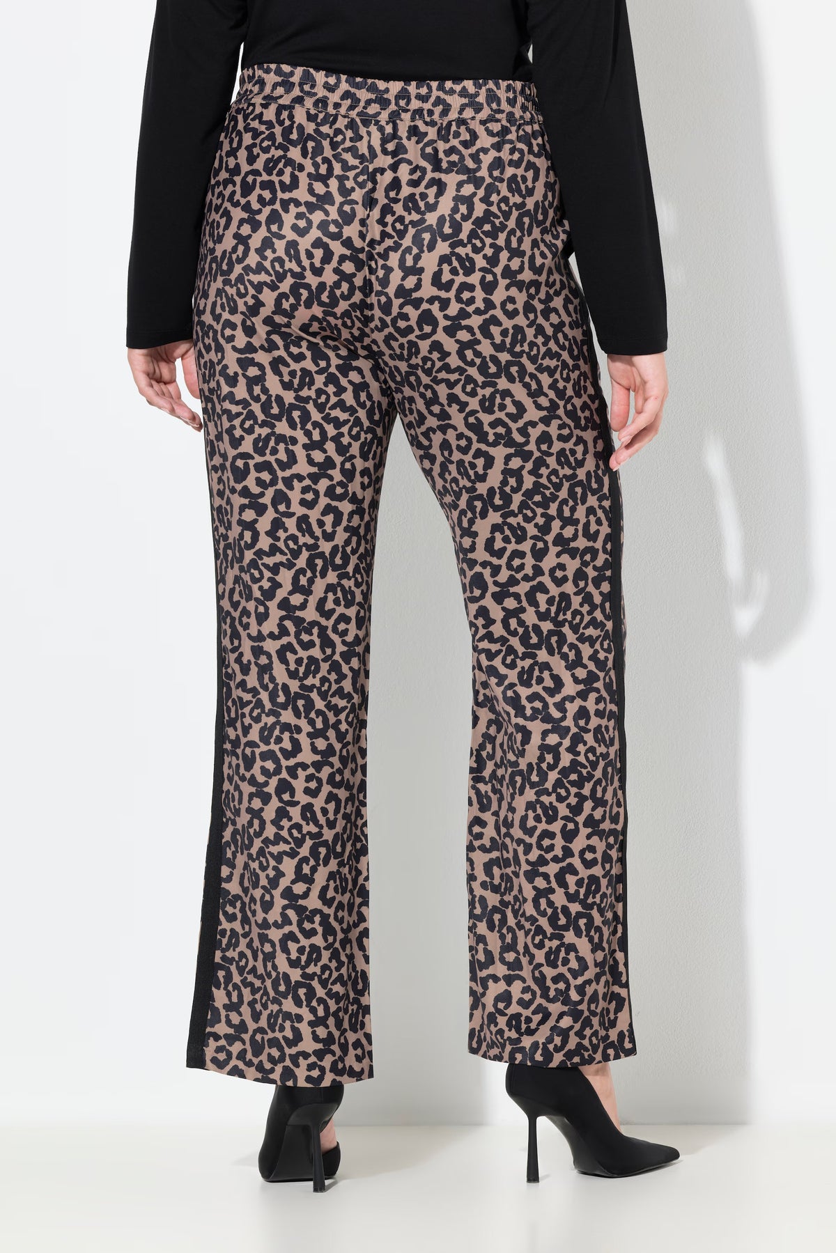 Ulla Popken Mary Trousers in Leopard Print
