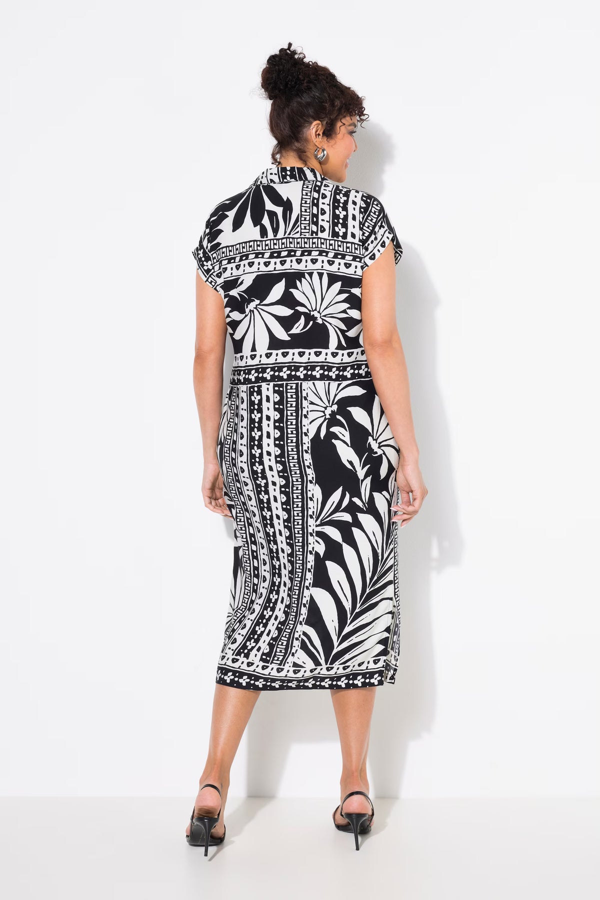 Ulla Popken Oversized Midi Dress in Black