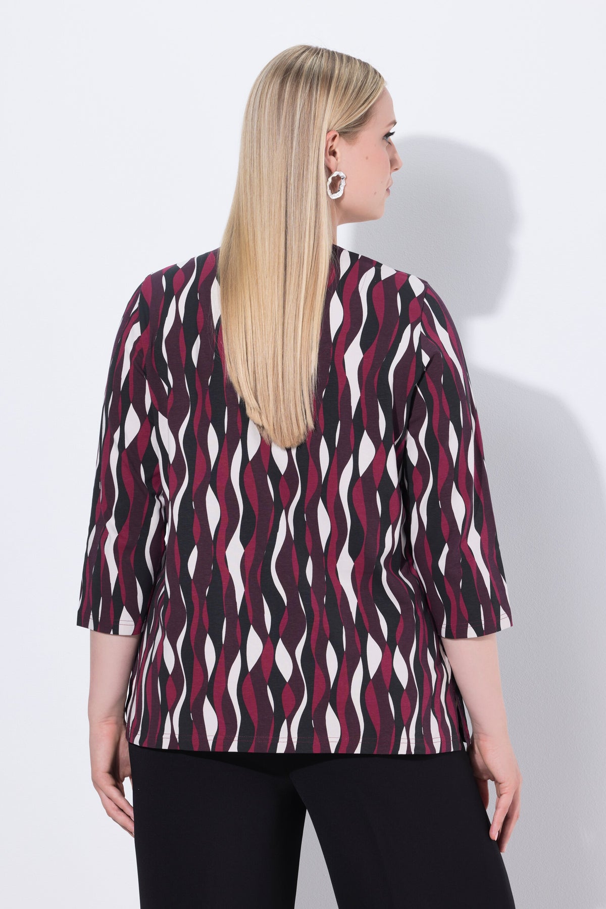 Ulla Popken Wavy Top in Wine