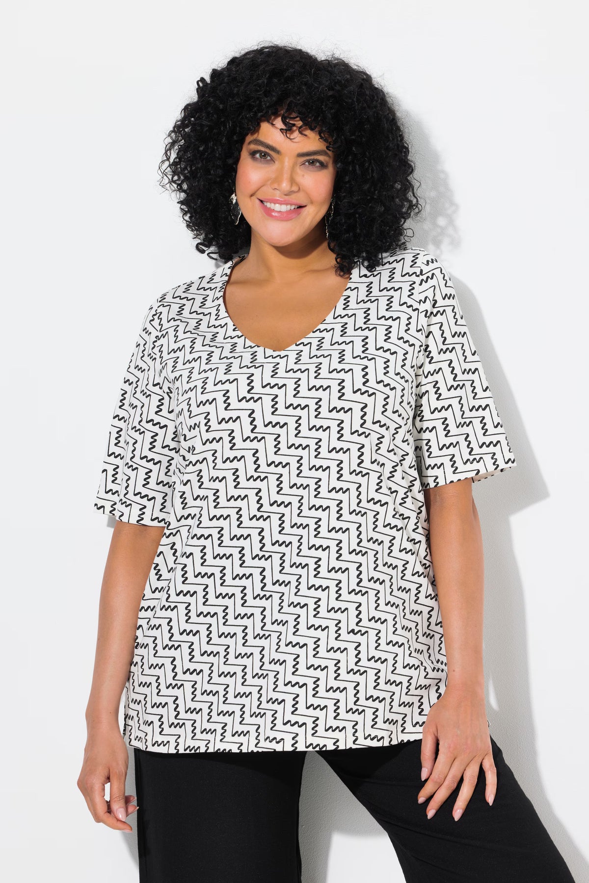 Ulla Popken Zig Zag T-Shirt in White