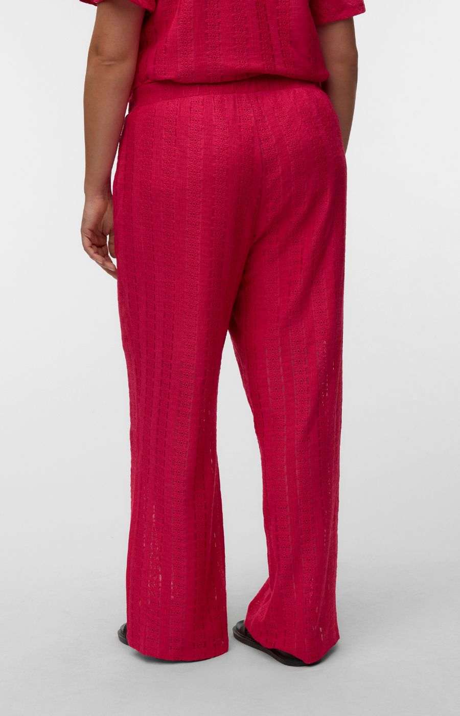 Vero Moda Curve Cassandra Trousers in Pink