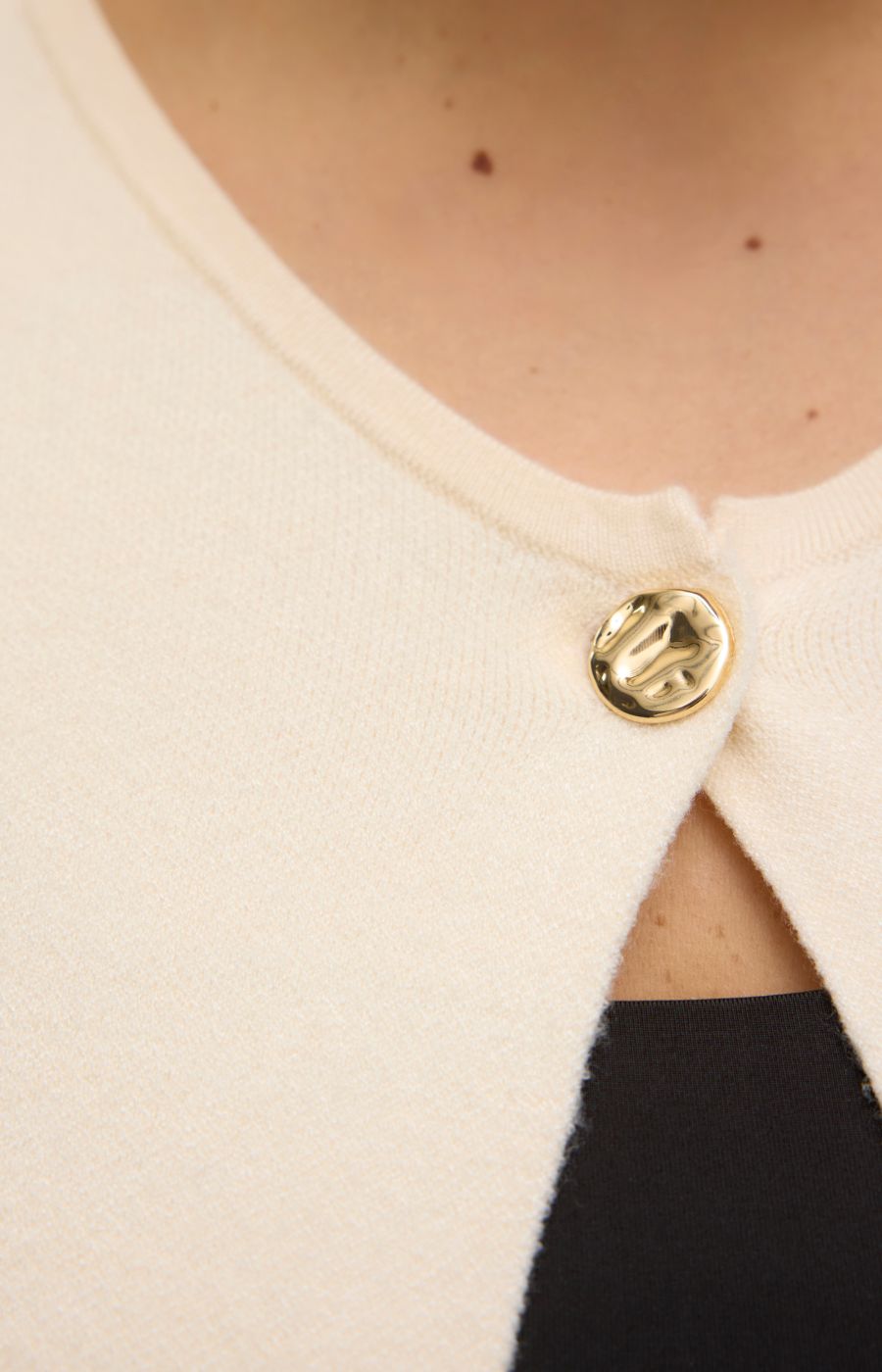 Vero Moda Curve Gold Cardigan in Beige