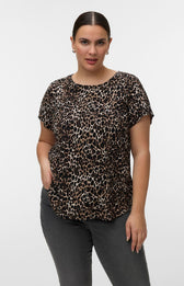 Vero Moda Curve Joy Top in Leopard