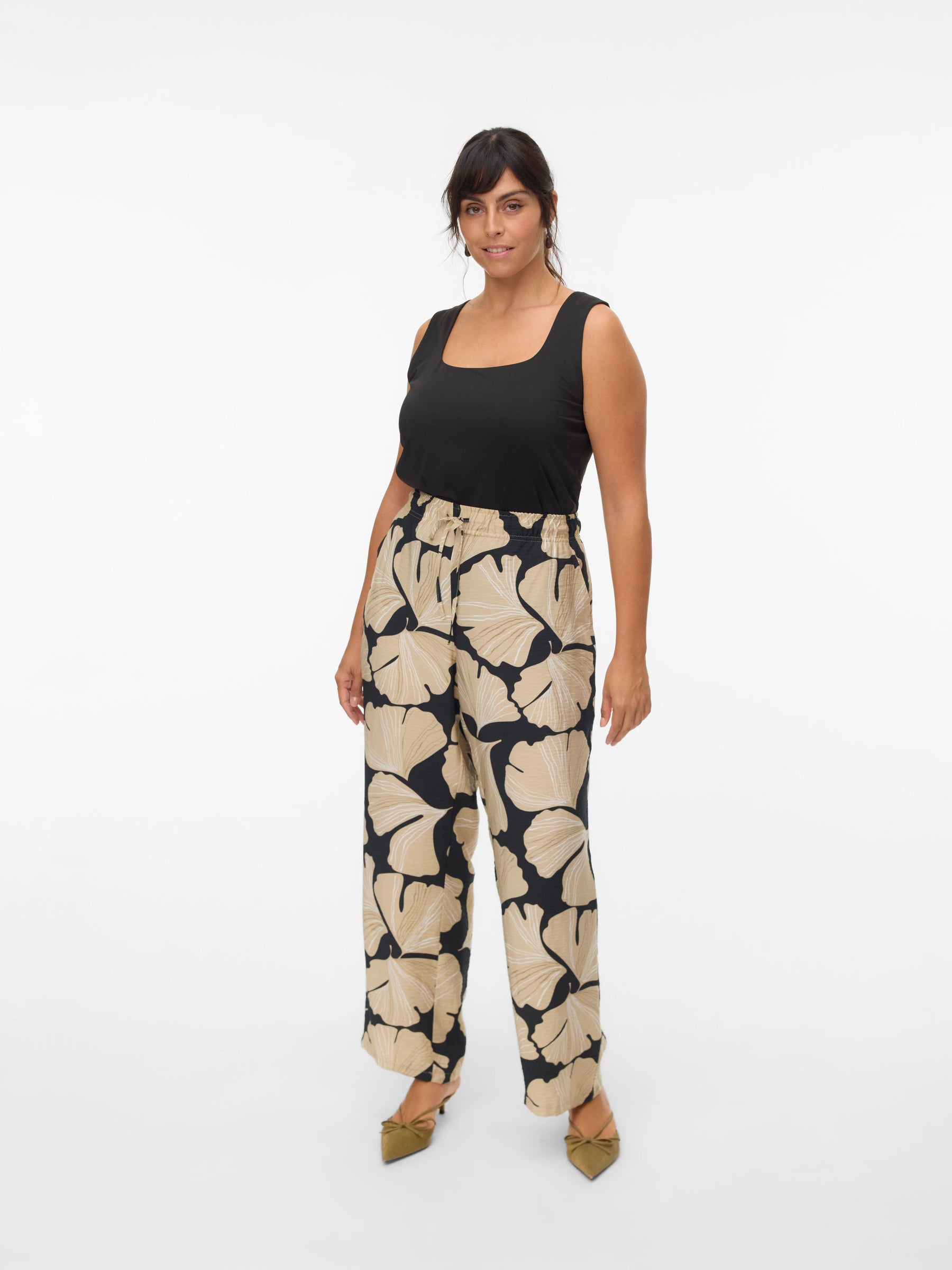 Vero Moda Curve Lucy Trousers