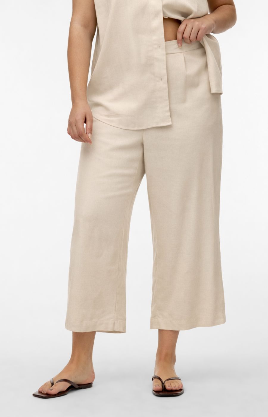 Vero Moda Curve Milo Culottes in Beige