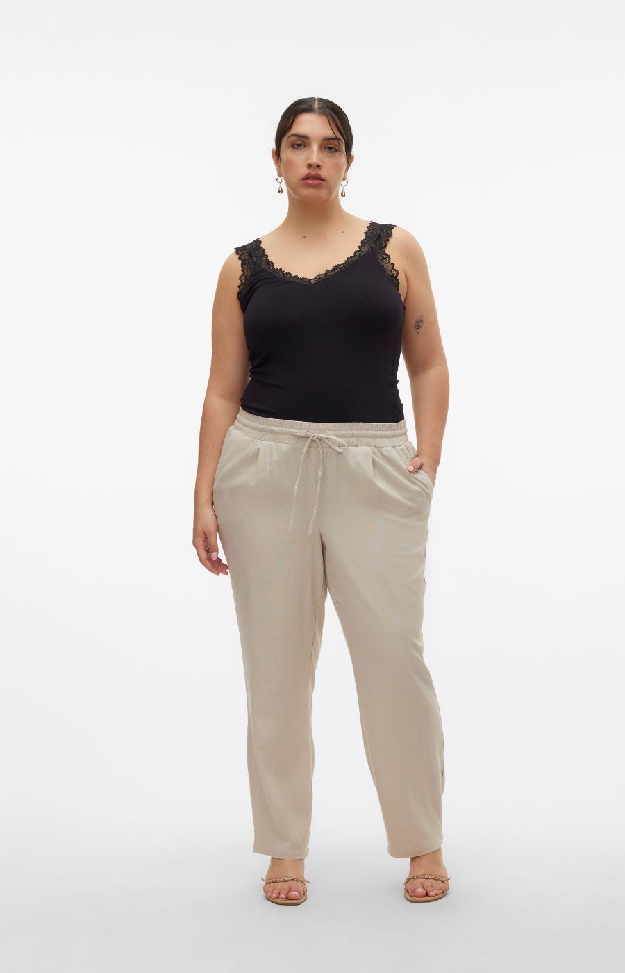Vero Moda Curve Milo Trousers in Beige