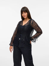 Vero Moda Curve Signa Lace Cardigan