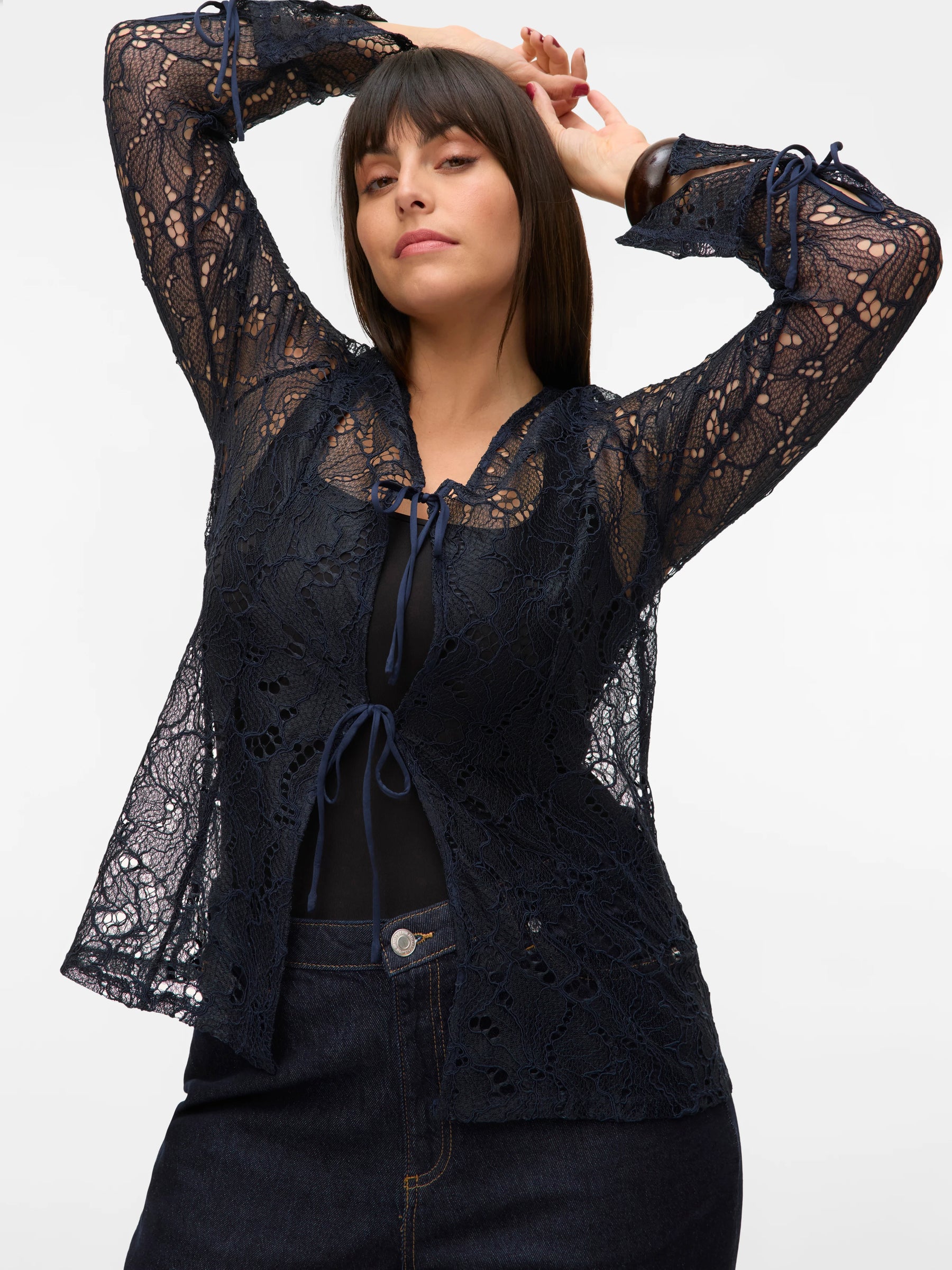 Vero Moda Curve Signa Lace Cardigan