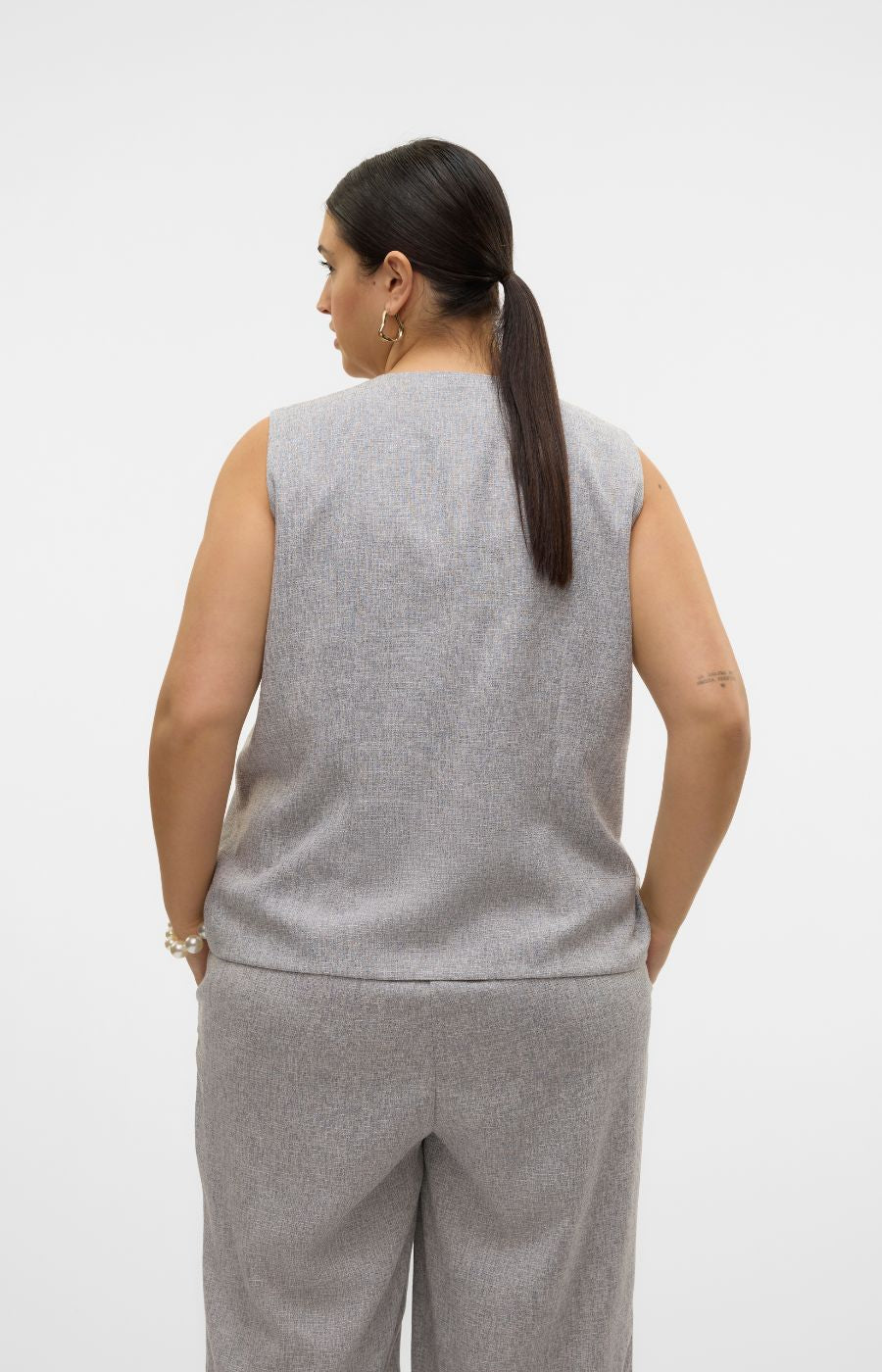 Vero Moda Curve Tammi Waistcoat in Grey