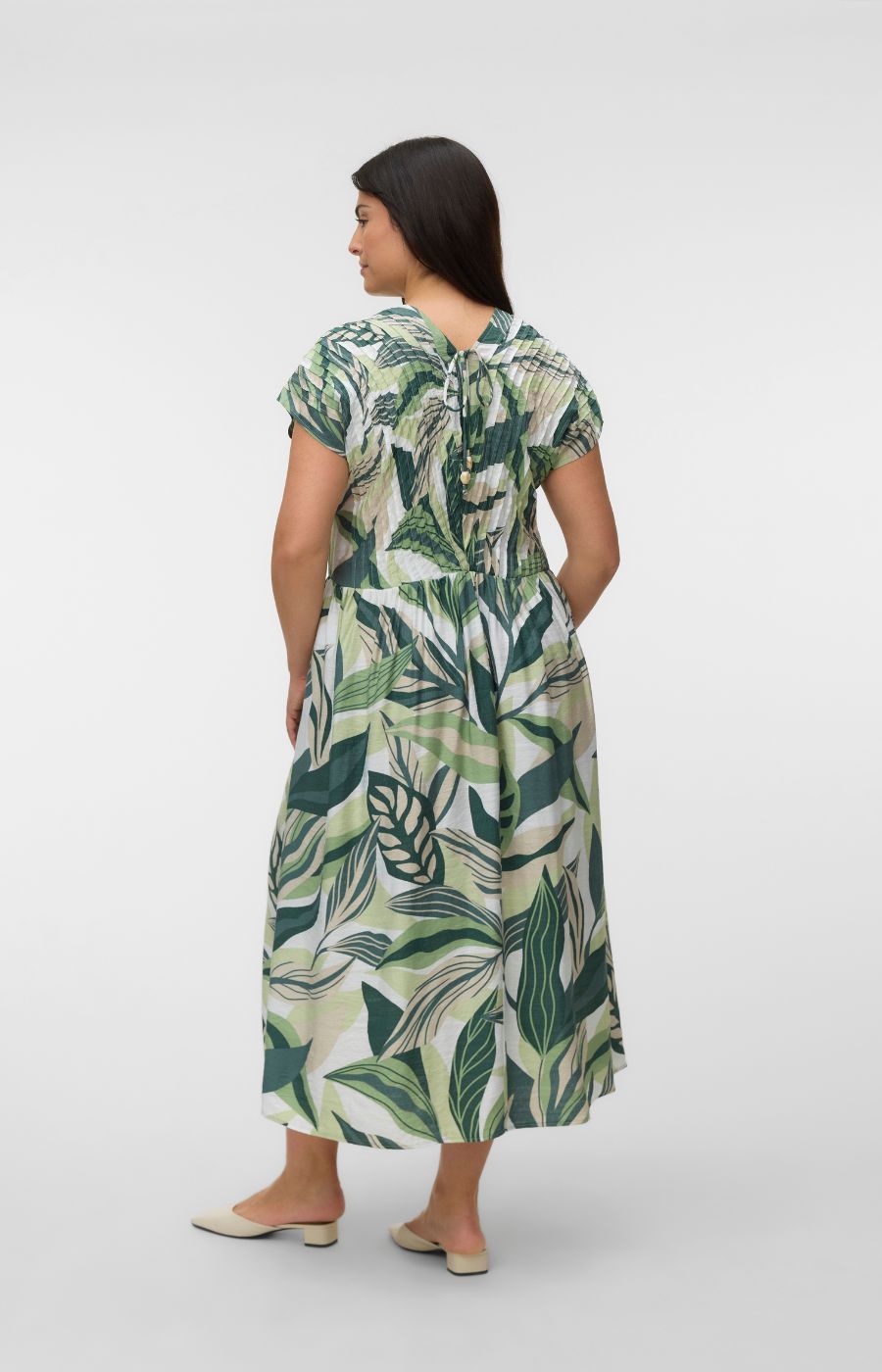 Vero Moda Curve Zoey Dress in Green