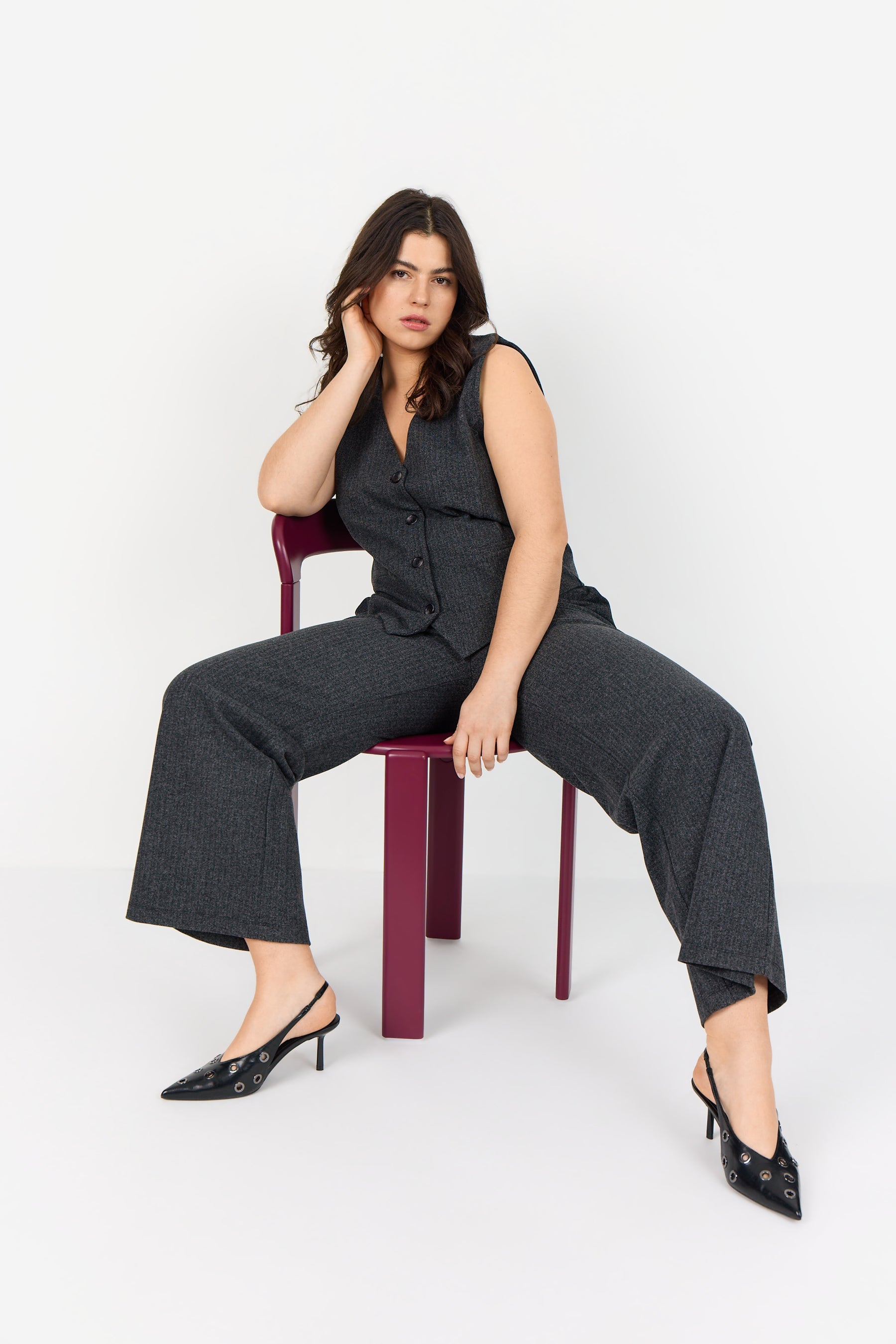 Wasabi Noida Trousers in Grey