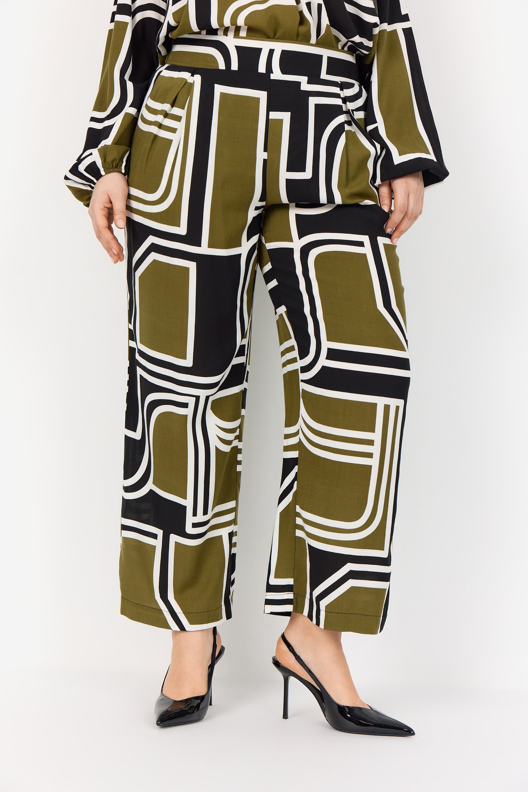 Wasabi Natalie Trousers in Green