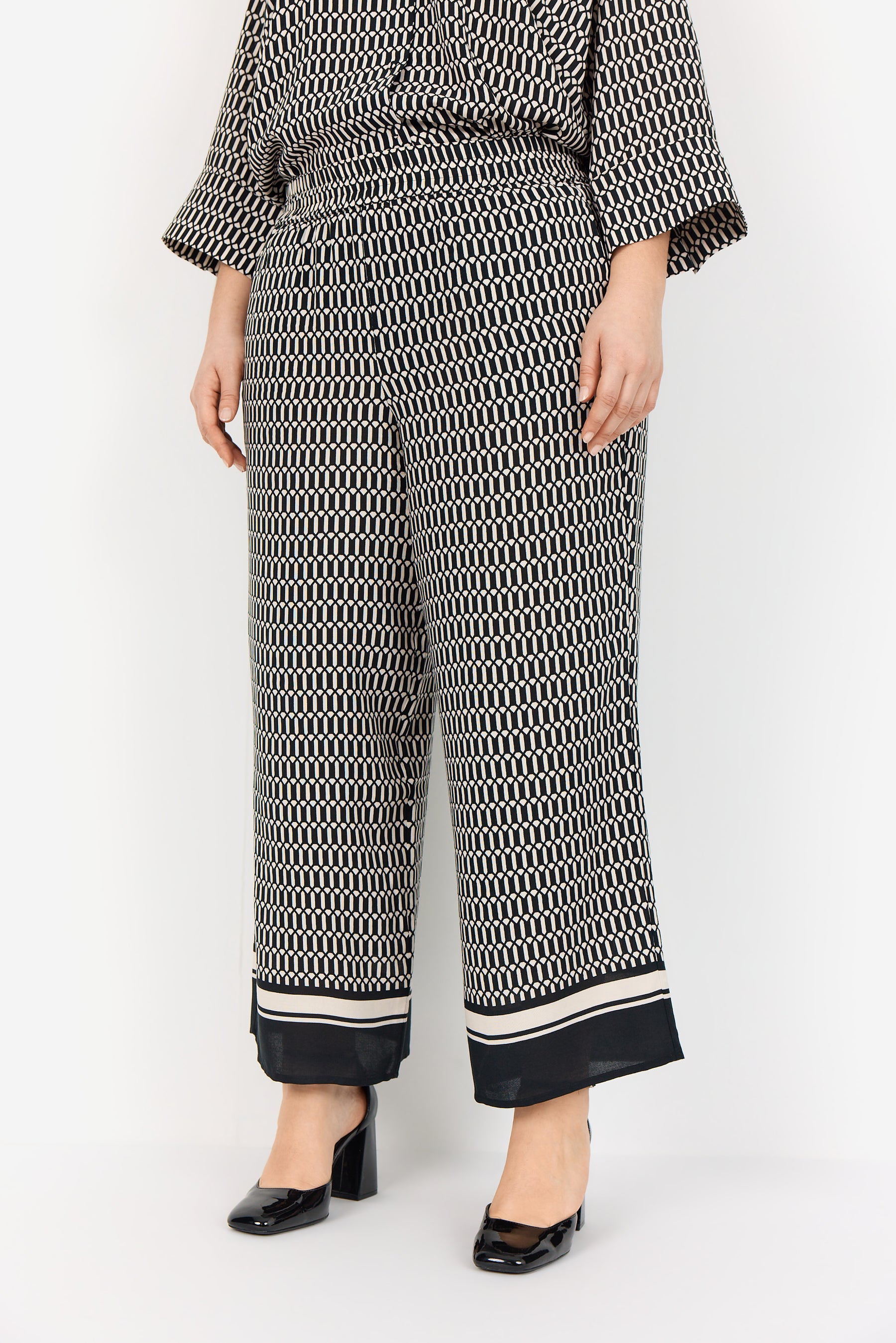 Wasabi Nora Trousers in Black Print