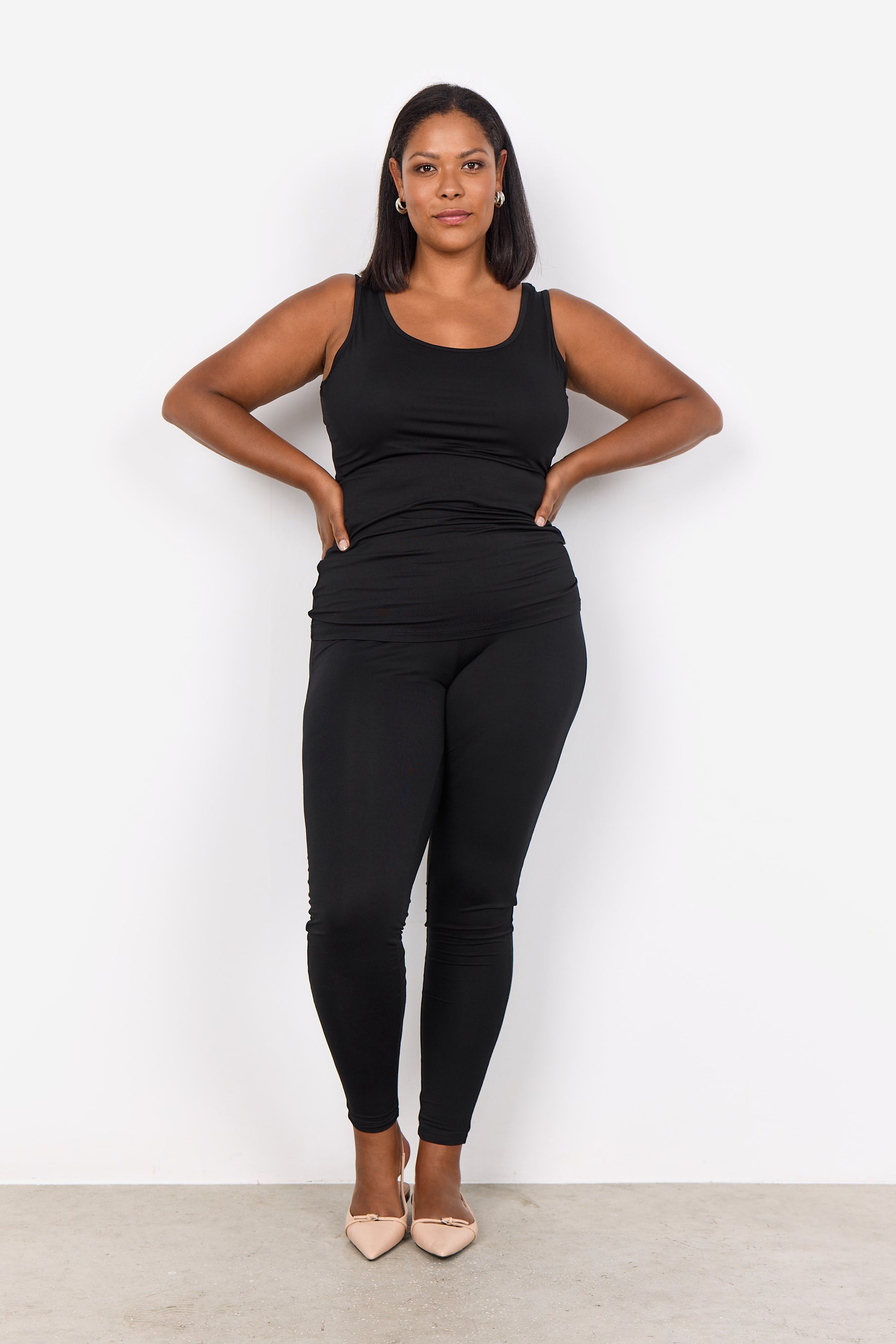 Wasabi Stella Leggings in Black