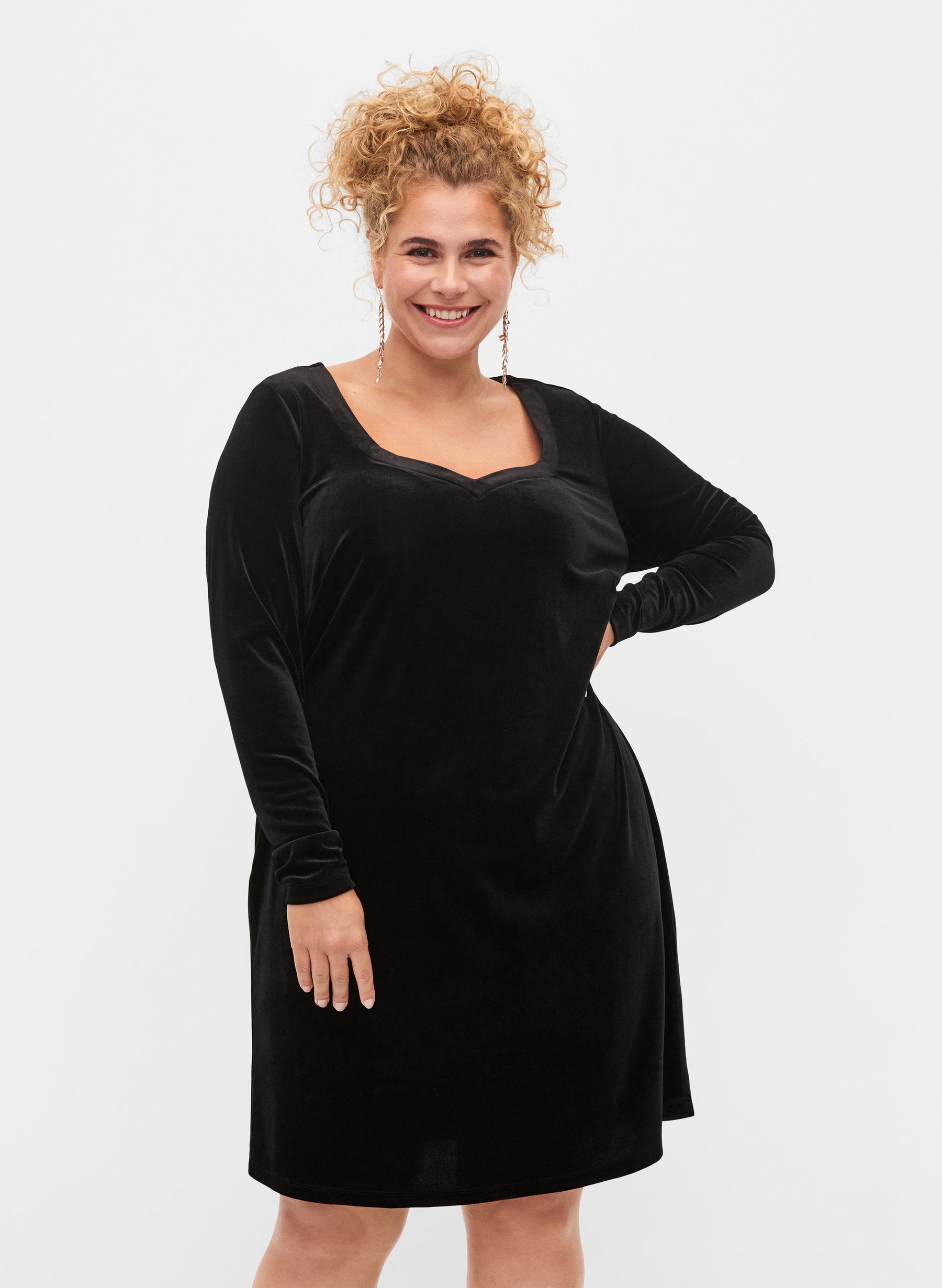 Zizzi Livia Velvet Dress