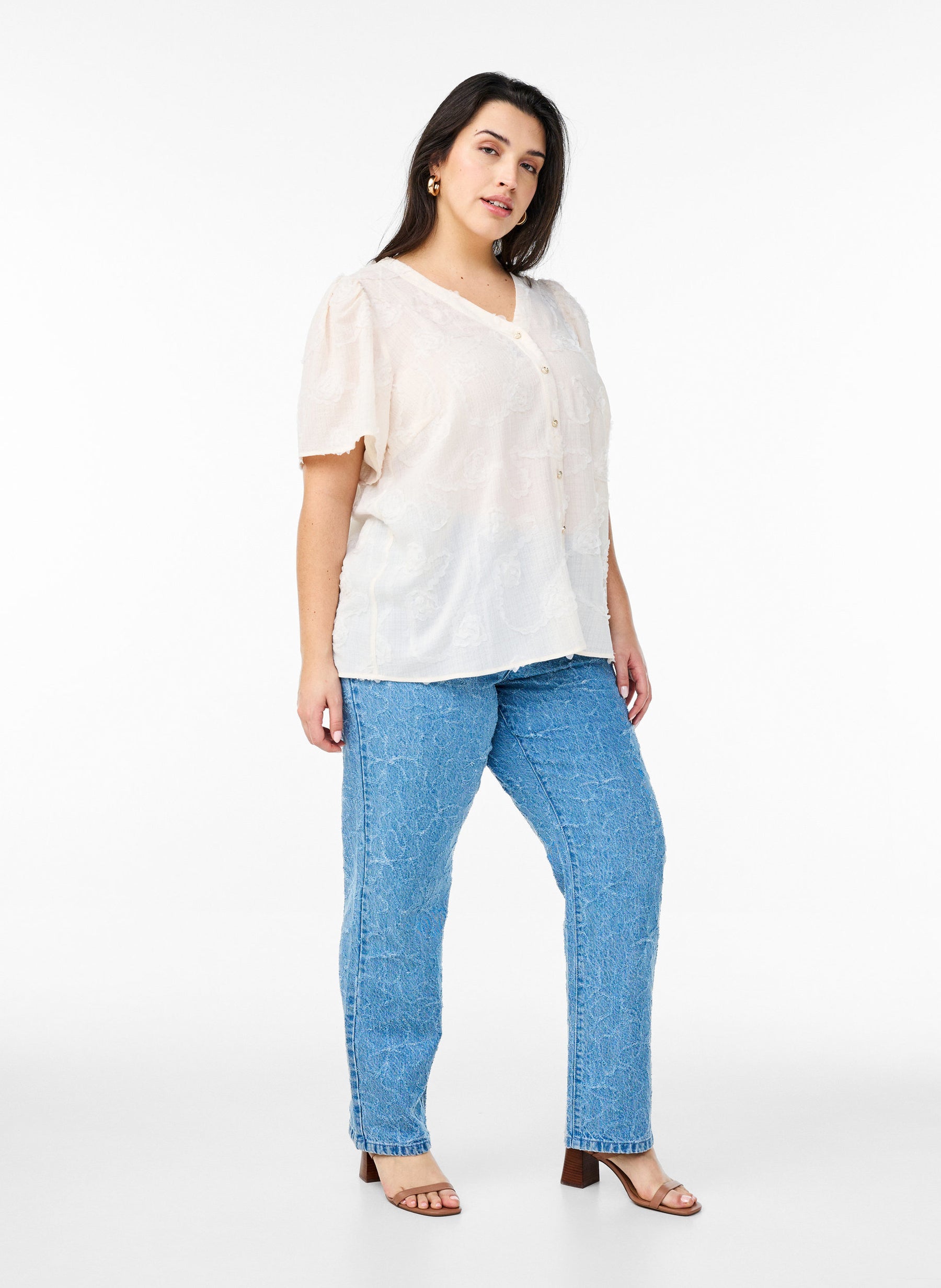 Zizzi Talia Shirt in Cream