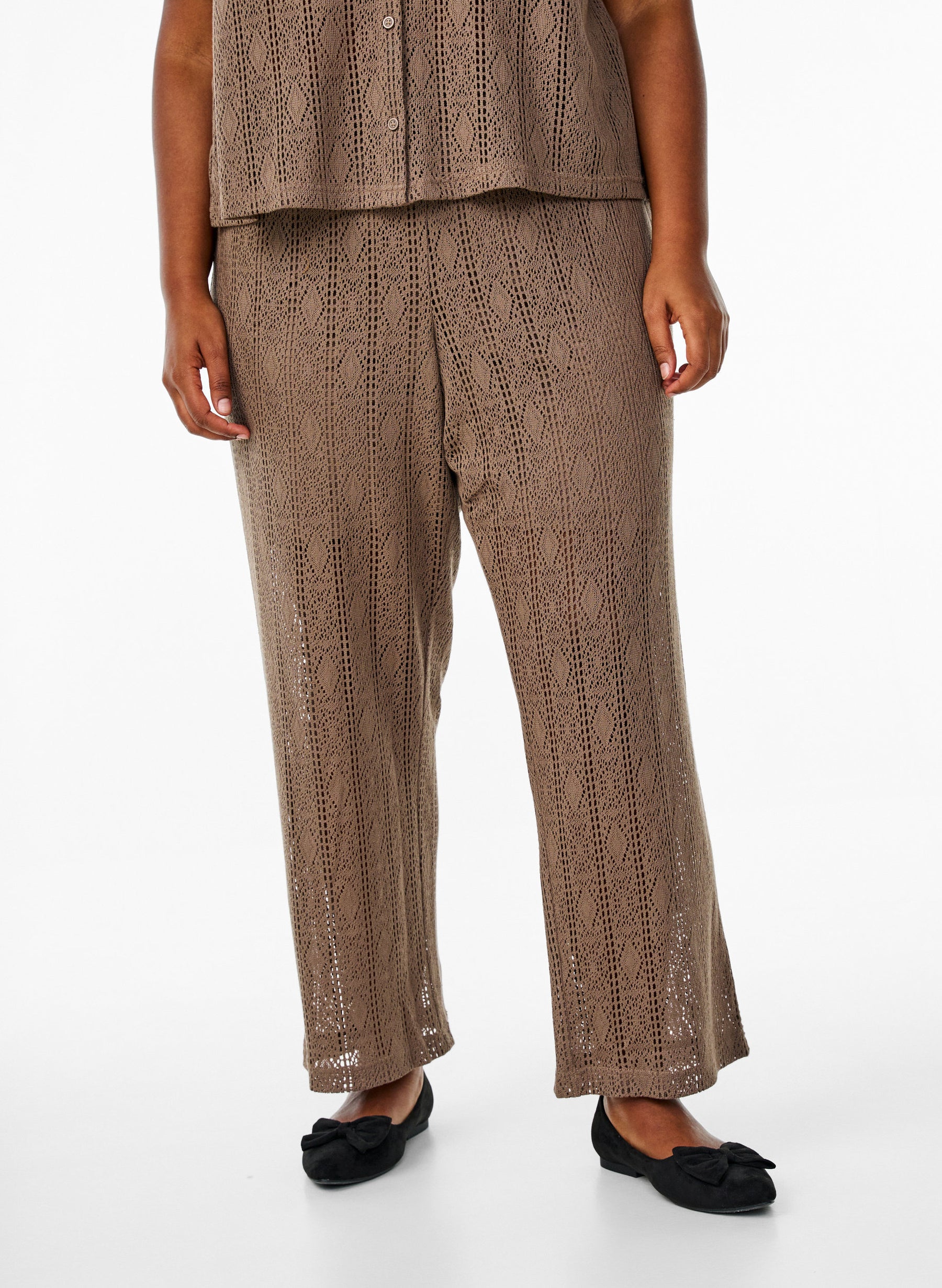 Zizzi Jady Trousers in Brown