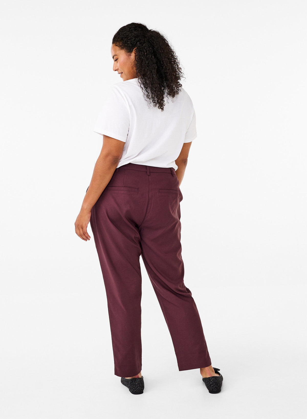 Zizzi Edith Trousers in Burgundy