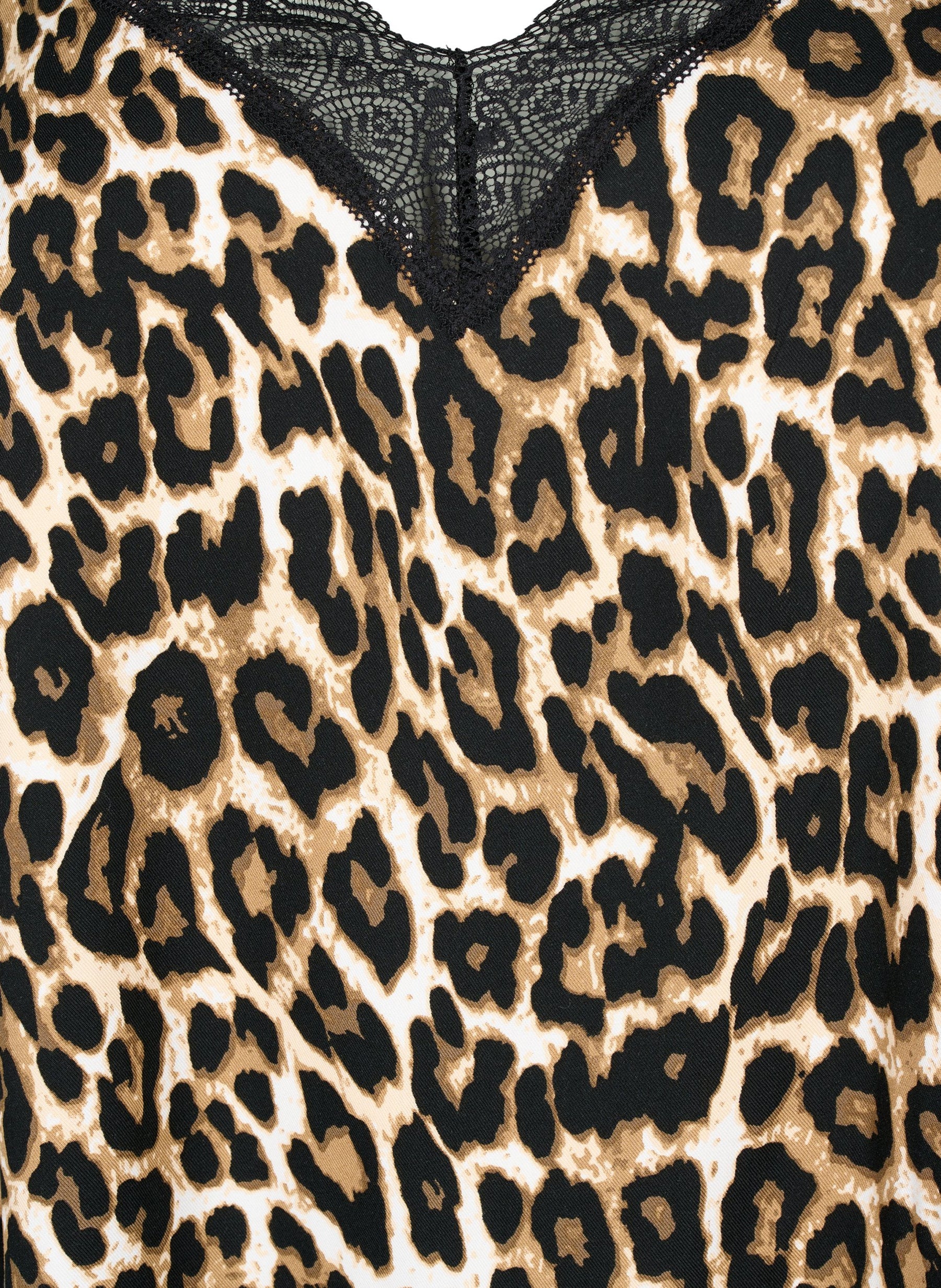 Zizzi Ali Vest in Leopard Print