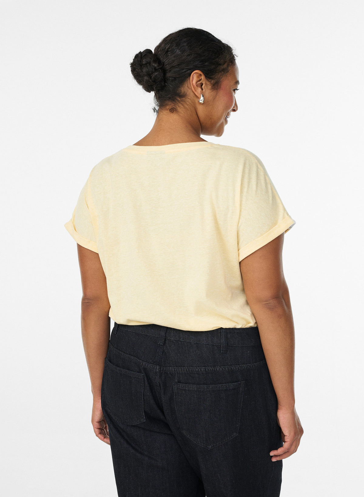 Zizzi Ava T-Shirt in Yellow