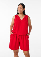Zizzi Fikka Shorts in Red