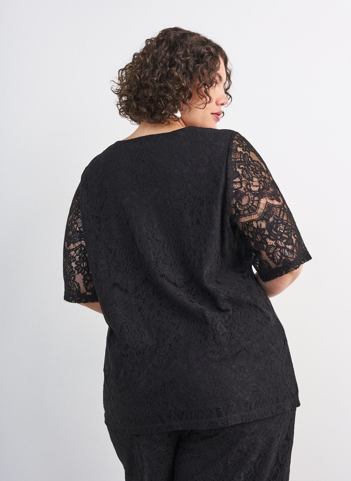 Zizzi Freja Lace Blouse in Black