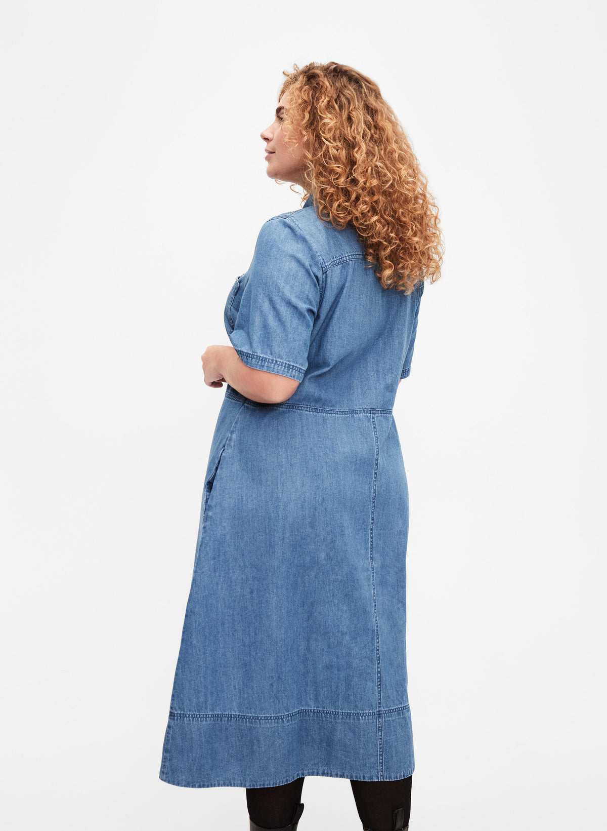 Zizzi Kianta Dress in Light Blue Denim