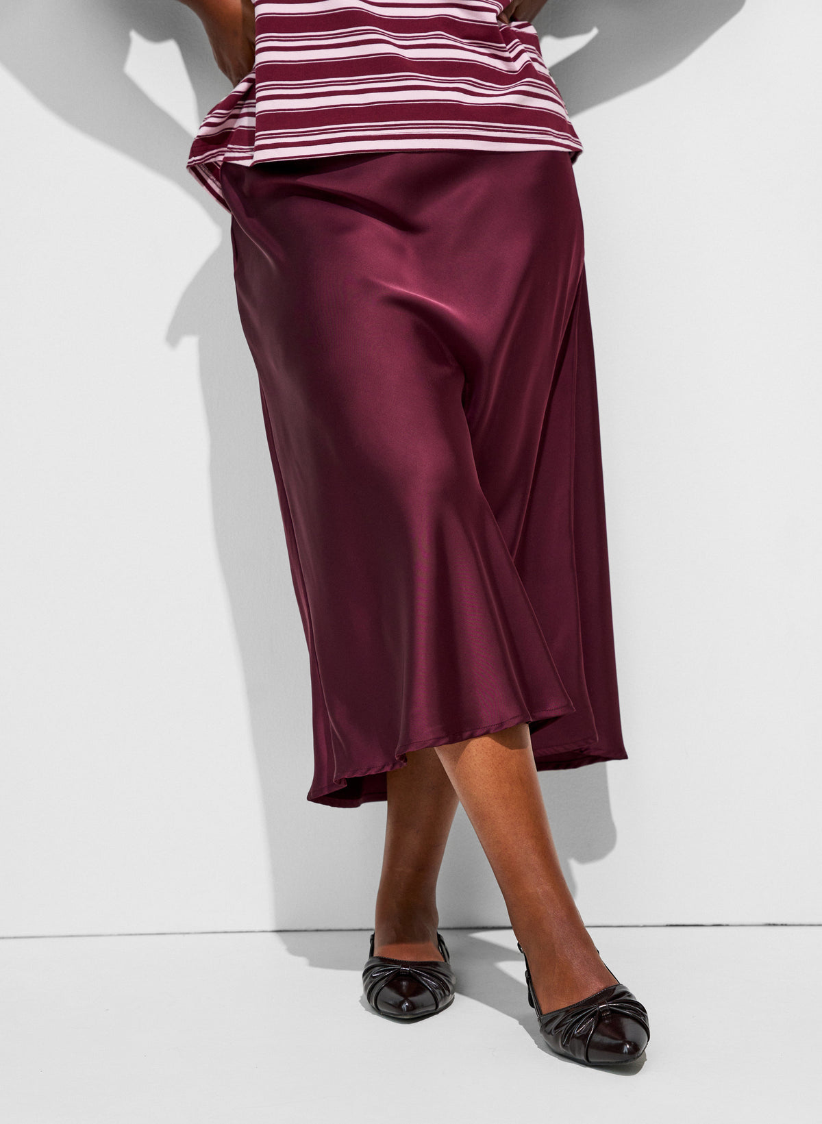 Zizzi Minela Skirt in Winetasting