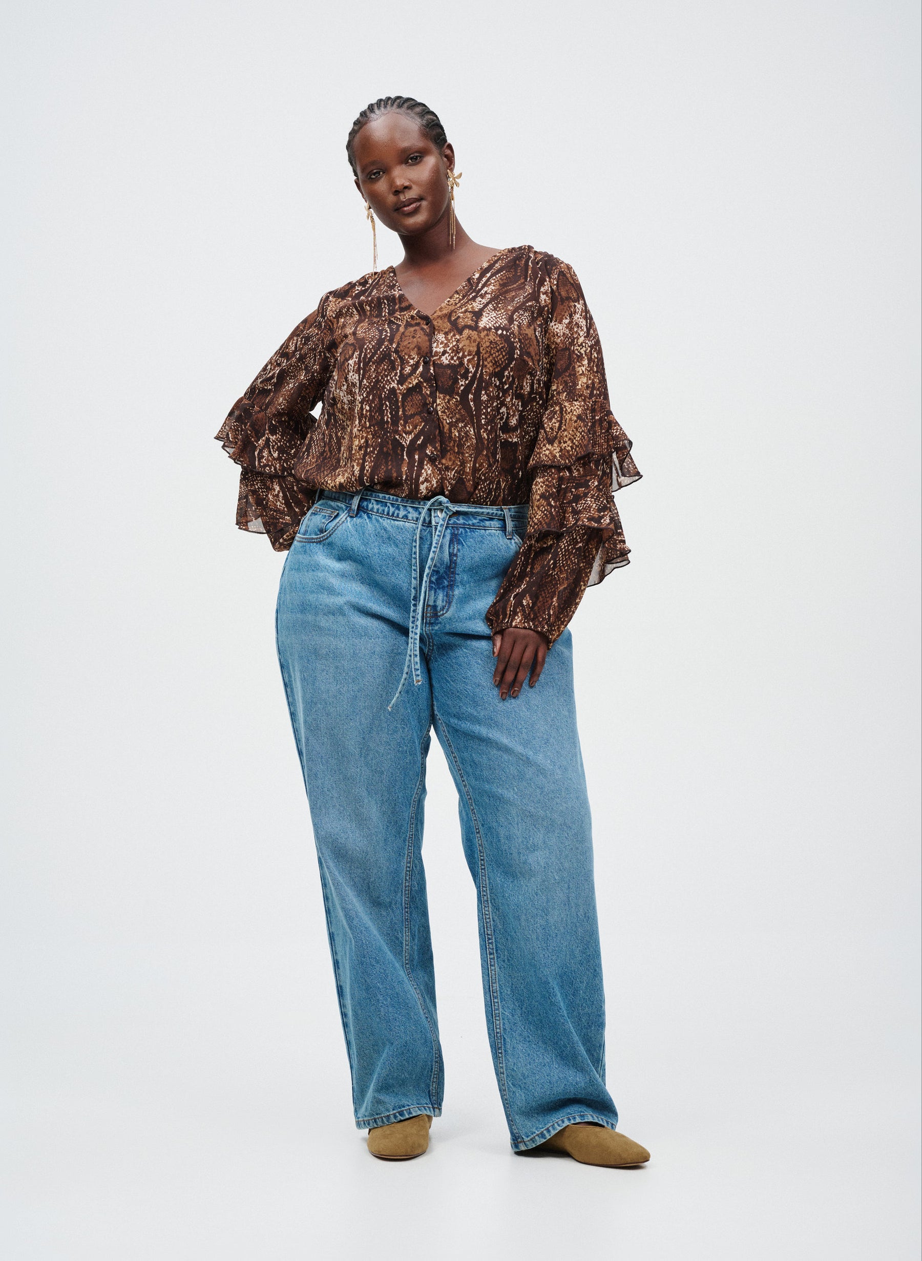 Zizzi Sika Blouse in Brown